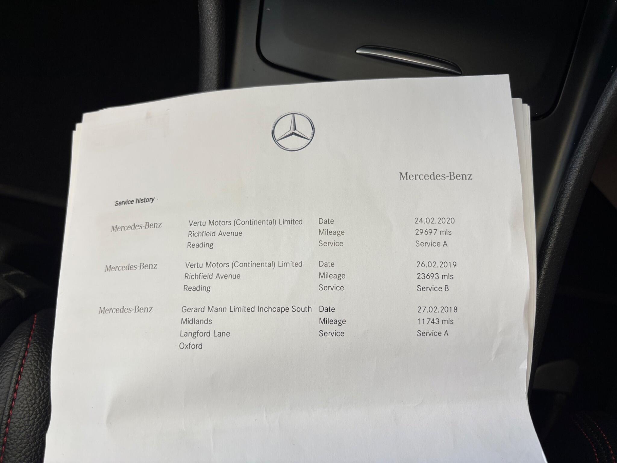 Mercedes-Benz Gla view 23