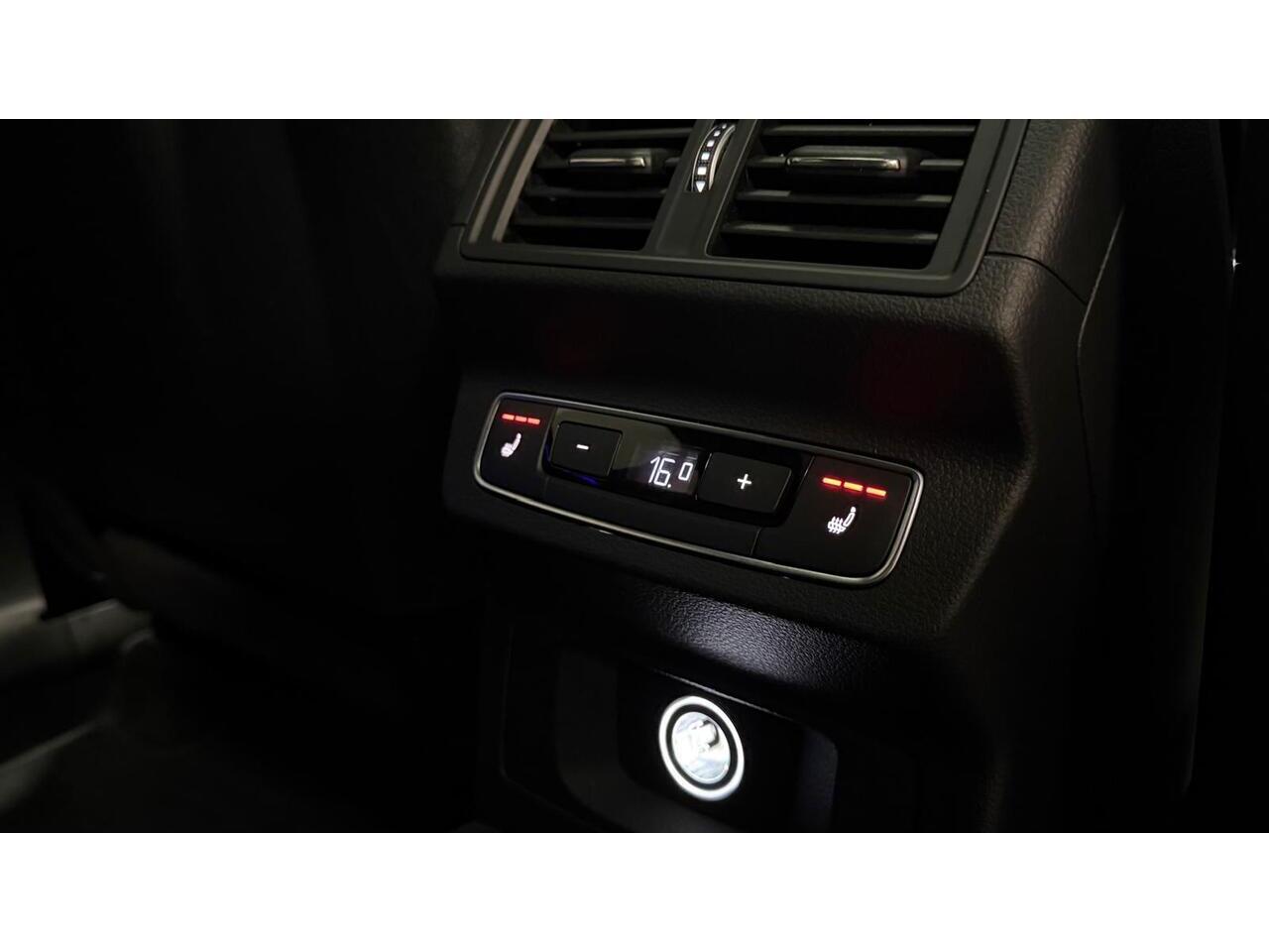 Audi SQ5 view 22