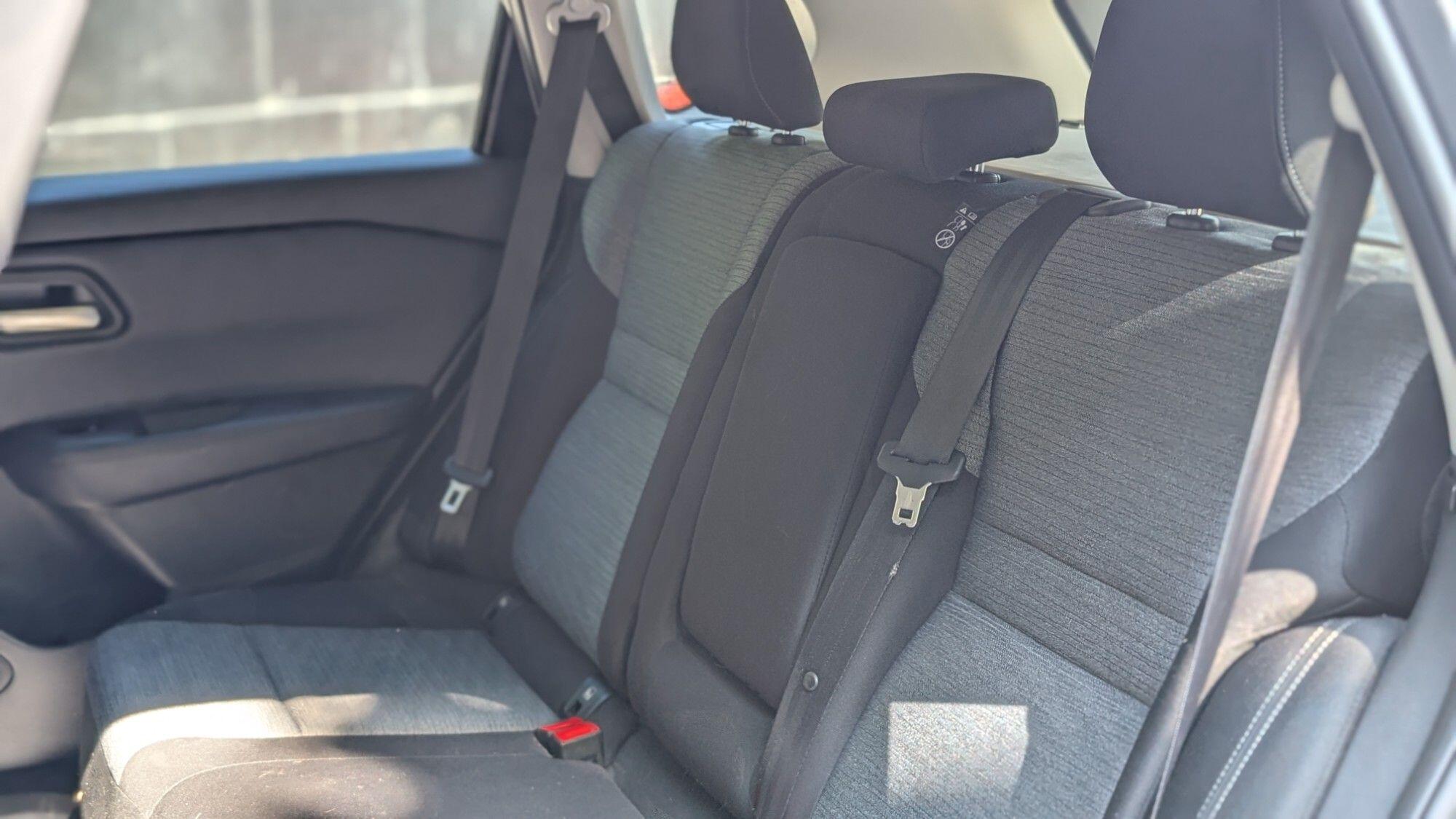 Nissan X-Trail view 14