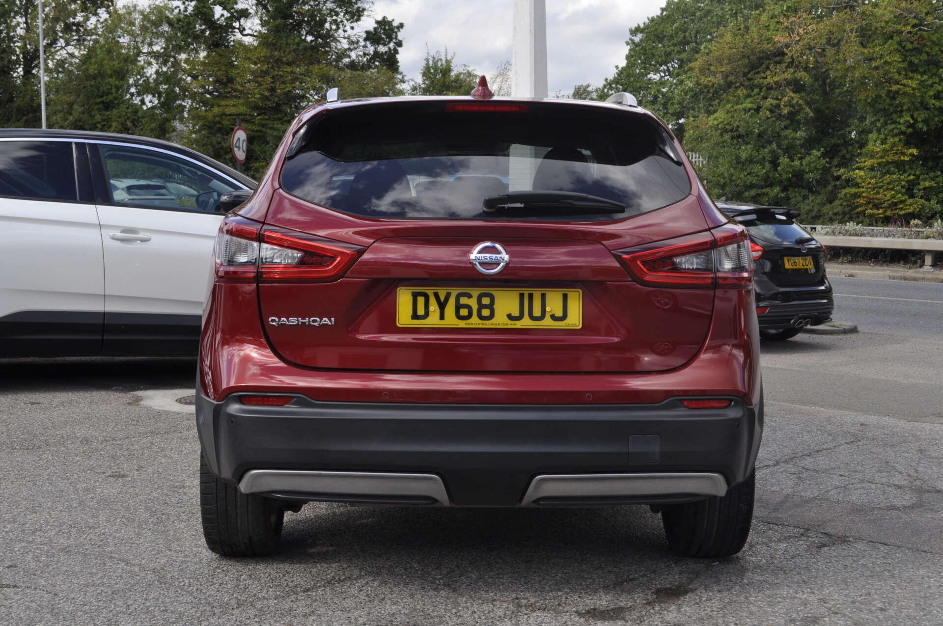 Nissan Qashqai view 2