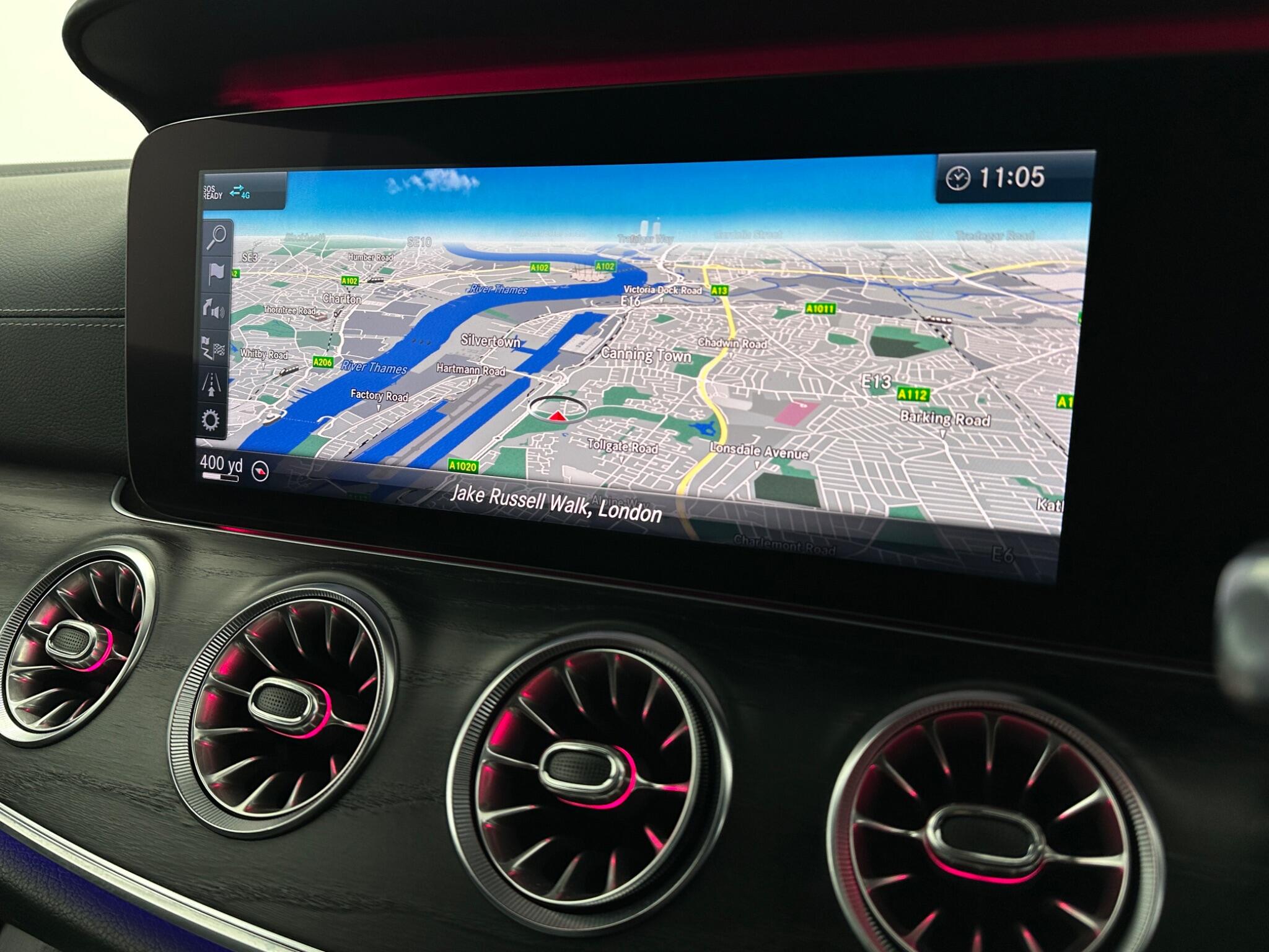 Mercedes-Benz E-Class view 24