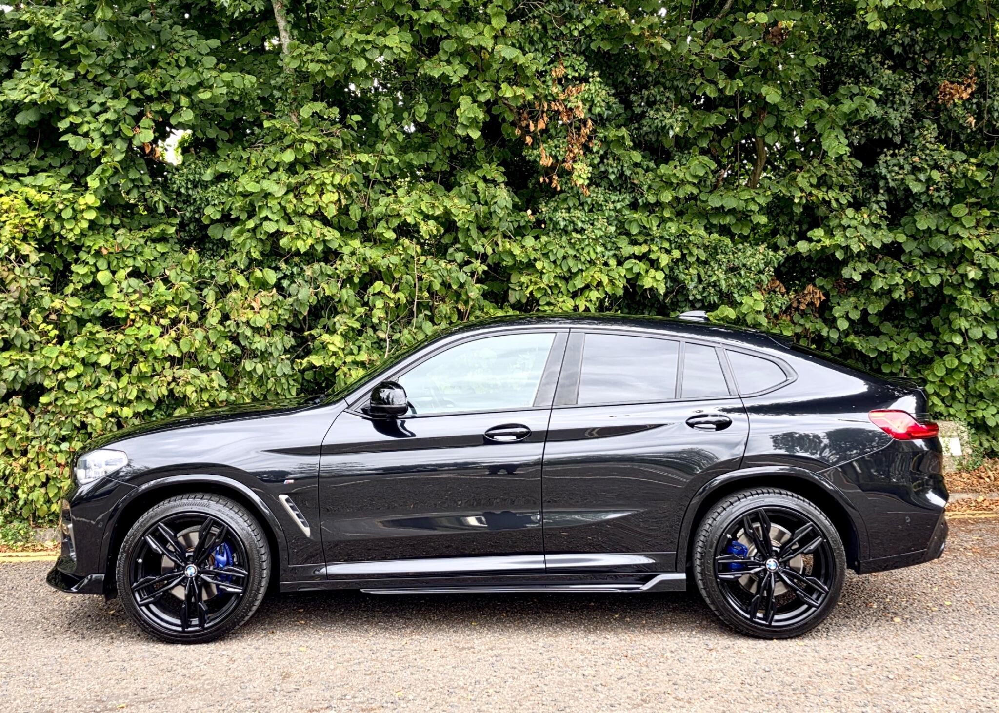 BMW X4 view 26
