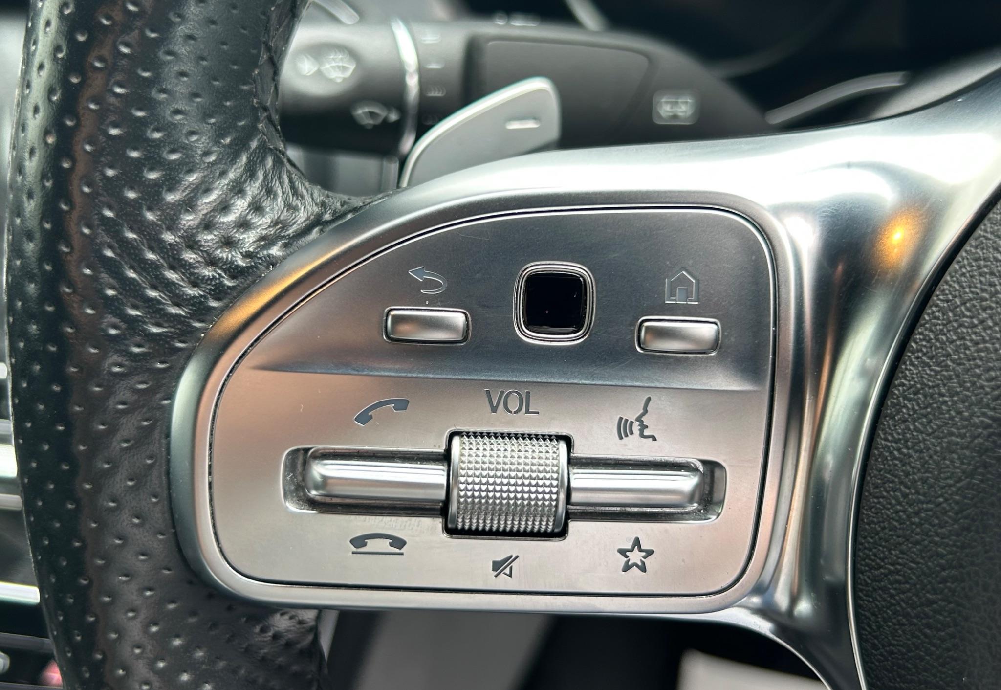 Mercedes-Benz C-Class view 20