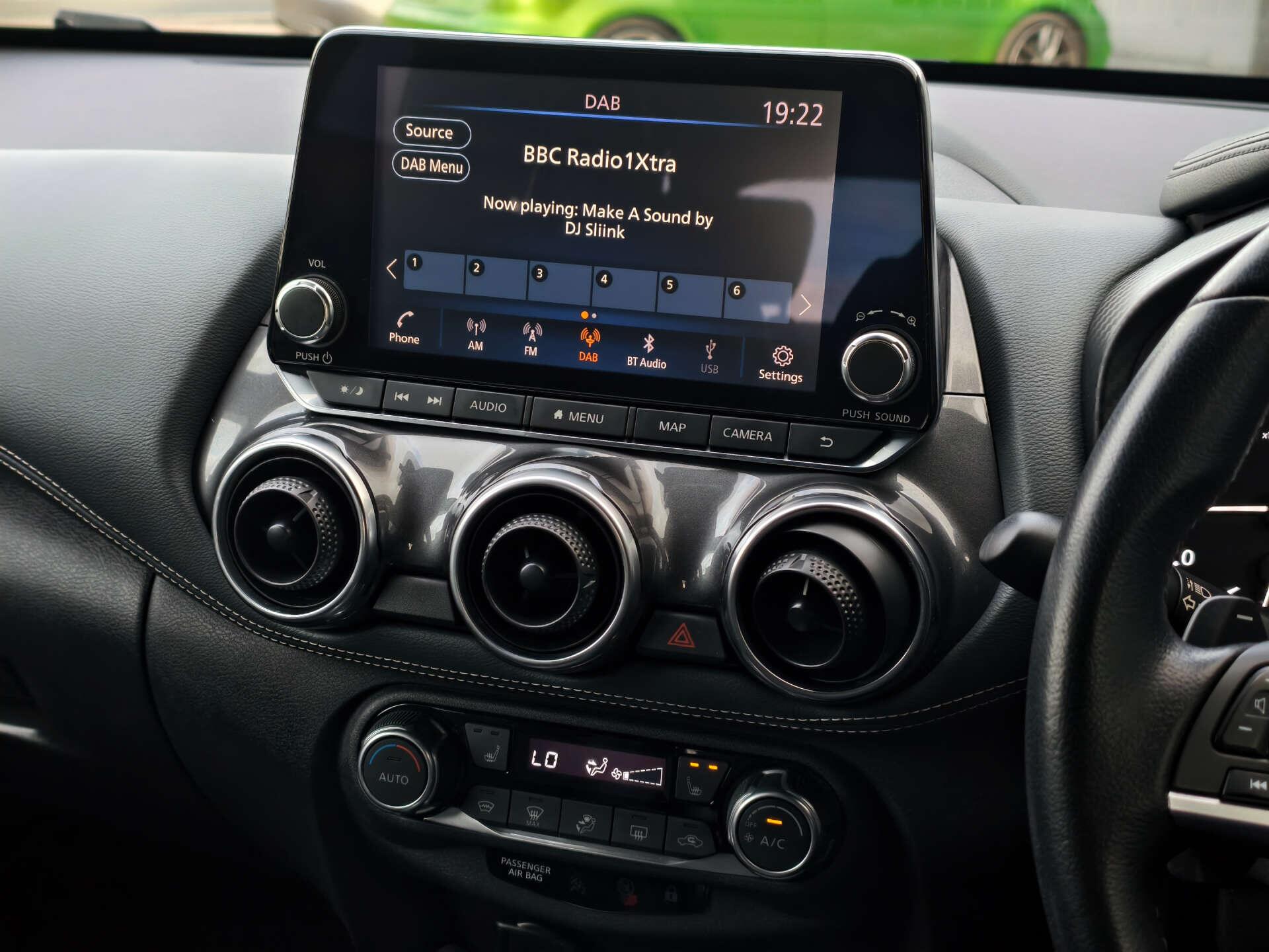 Nissan Juke view 33