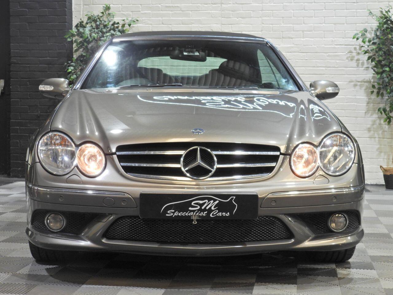 Mercedes-Benz CLK view 13
