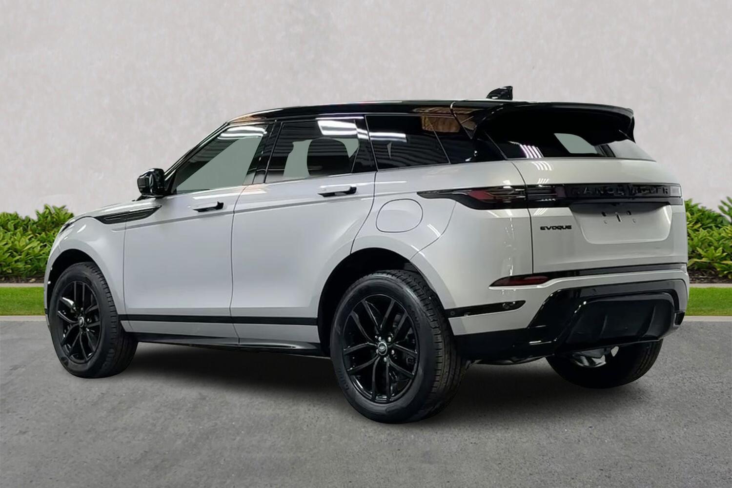 Land Rover Range Rover Evoque view 2