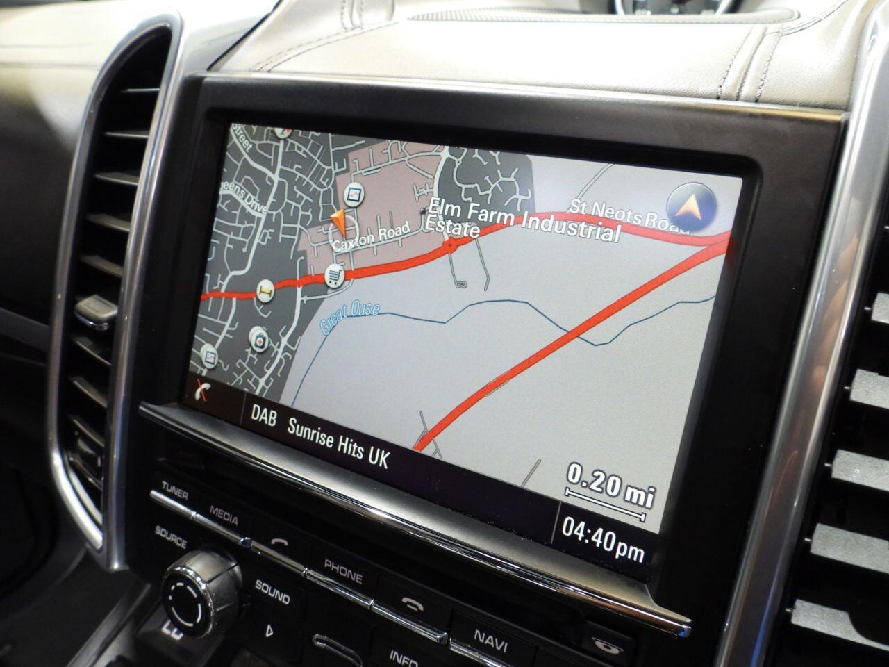Porsche Cayenne view 23