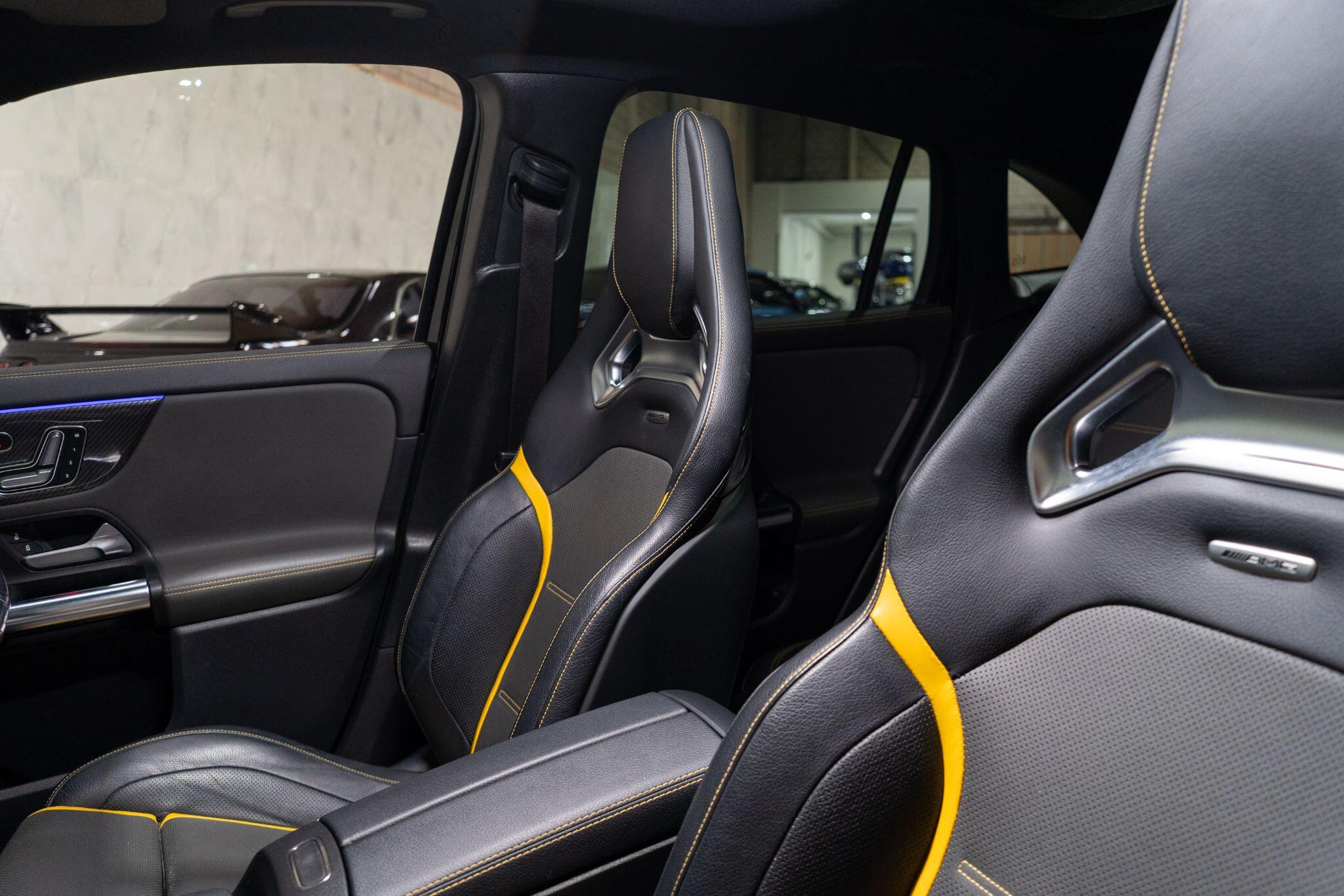 Mercedes-Benz Gla view 16