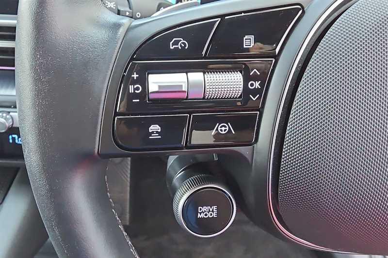 Hyundai Ioniq 6 view 21