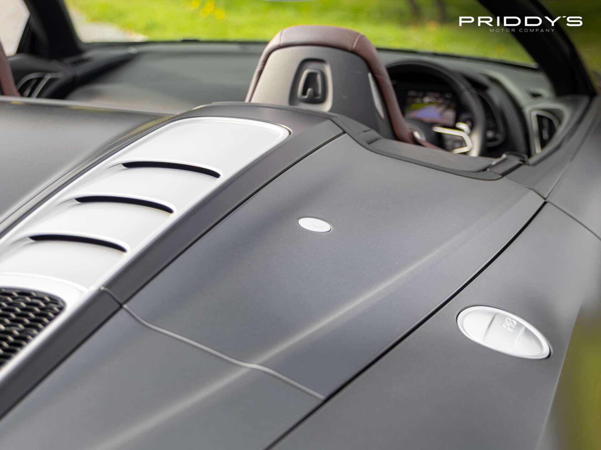 Audi R8 view 59