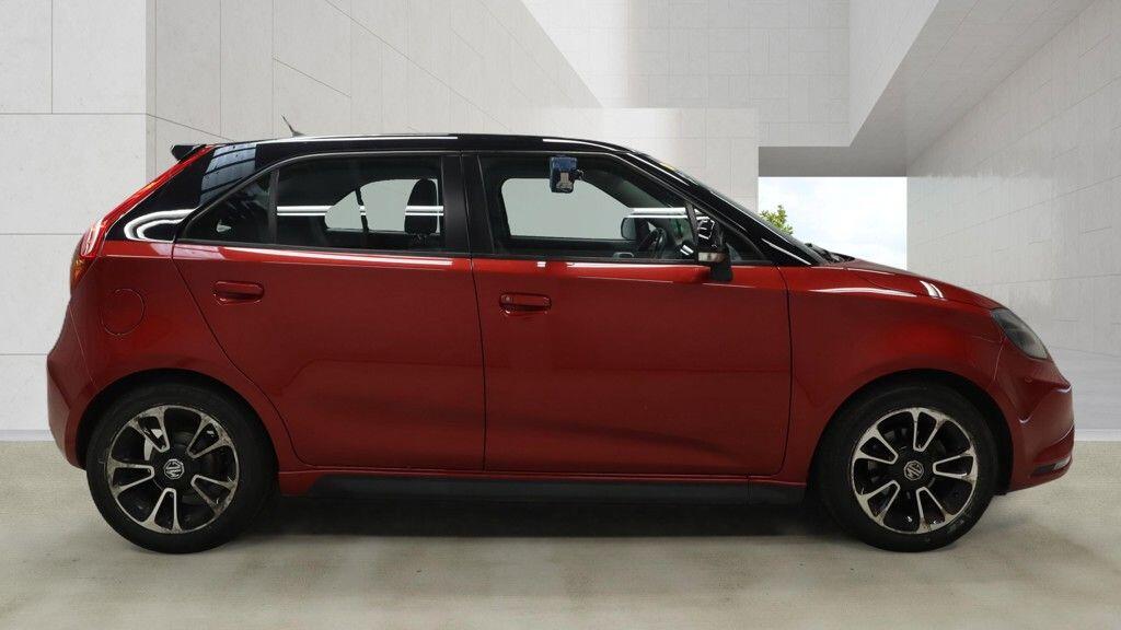 MG MG3 view 13