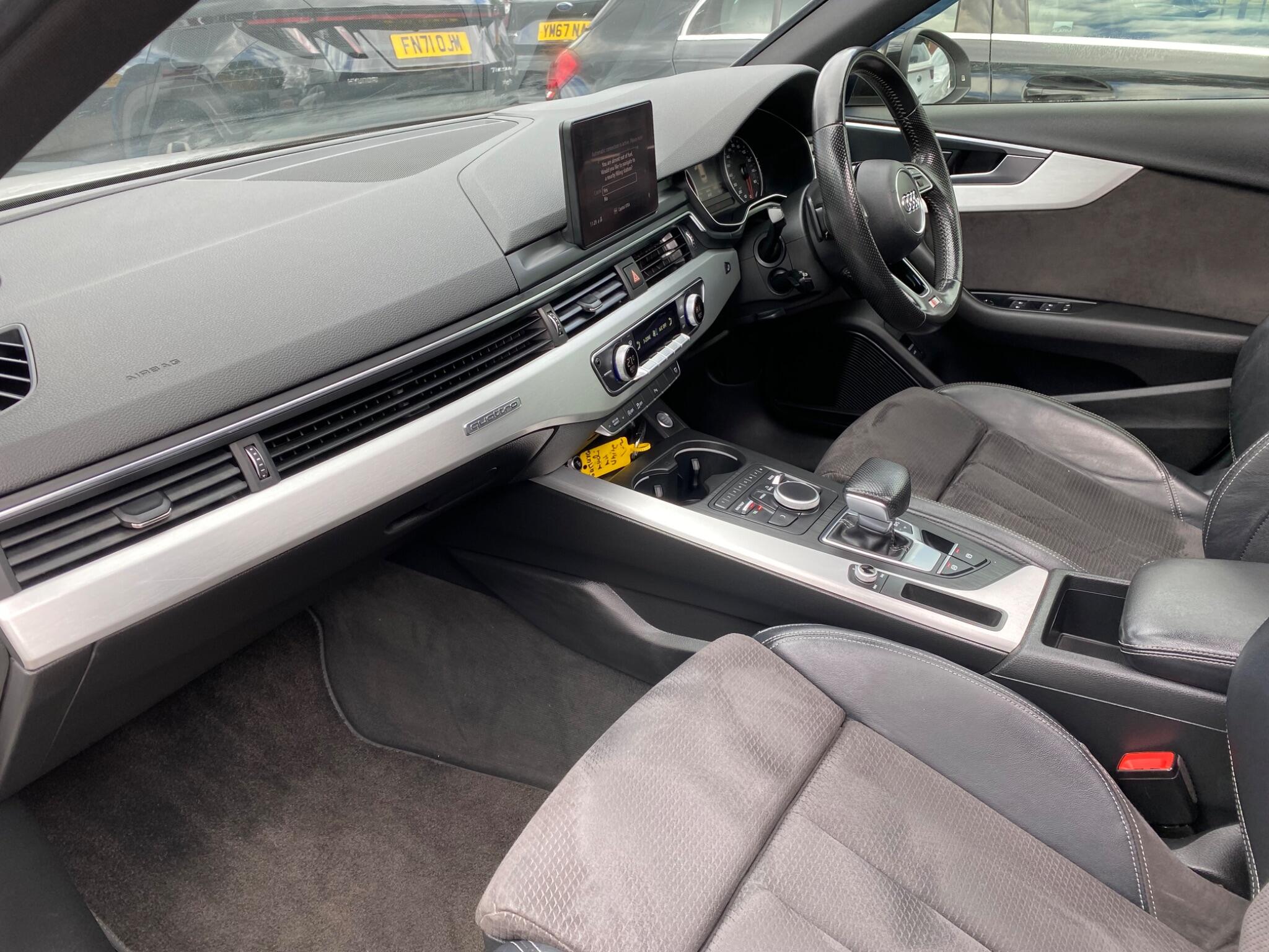 Audi A4 Avant view 38