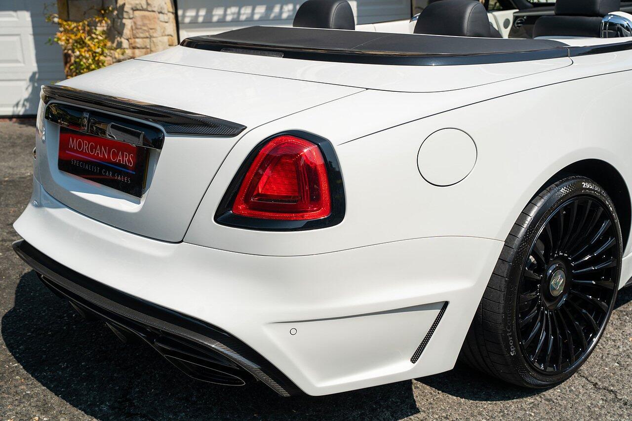 Rolls-Royce Dawn view 20