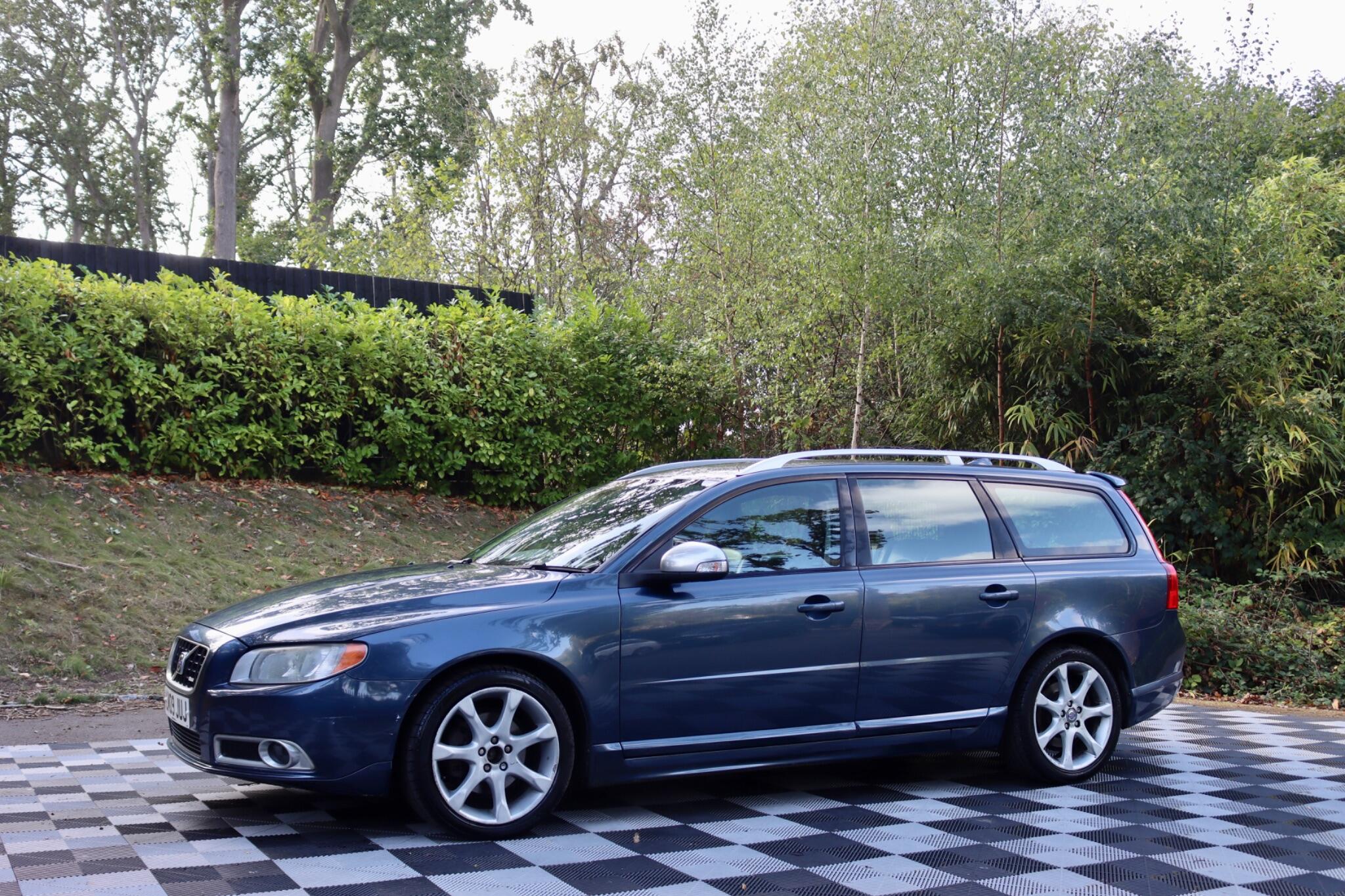 Volvo V70 view 15