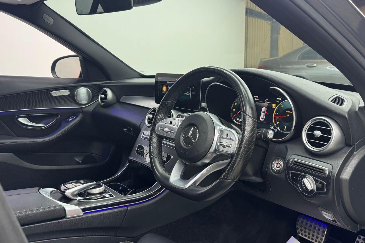 Mercedes-Benz C-Class view 15