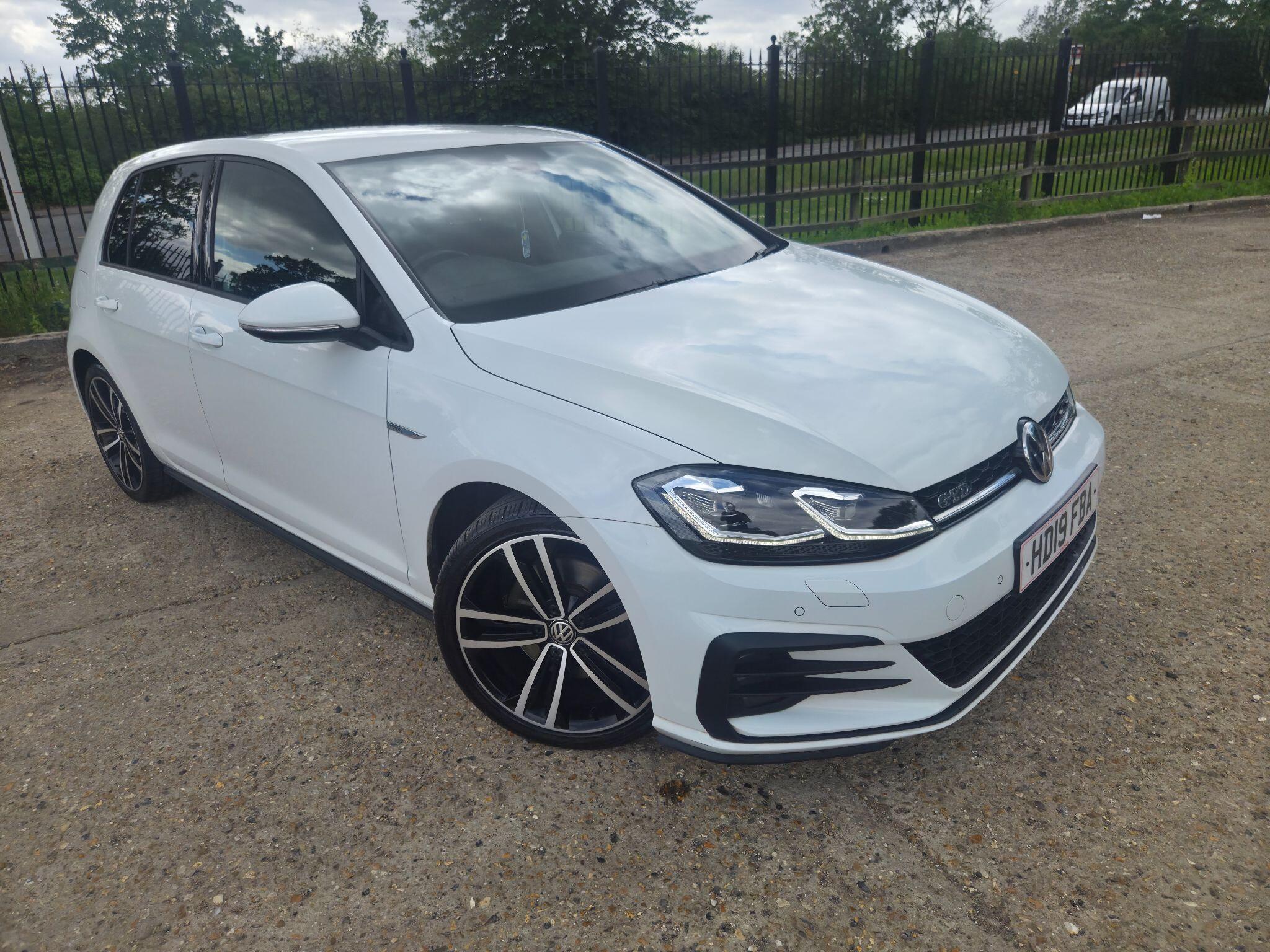 Volkswagen Golf view 6