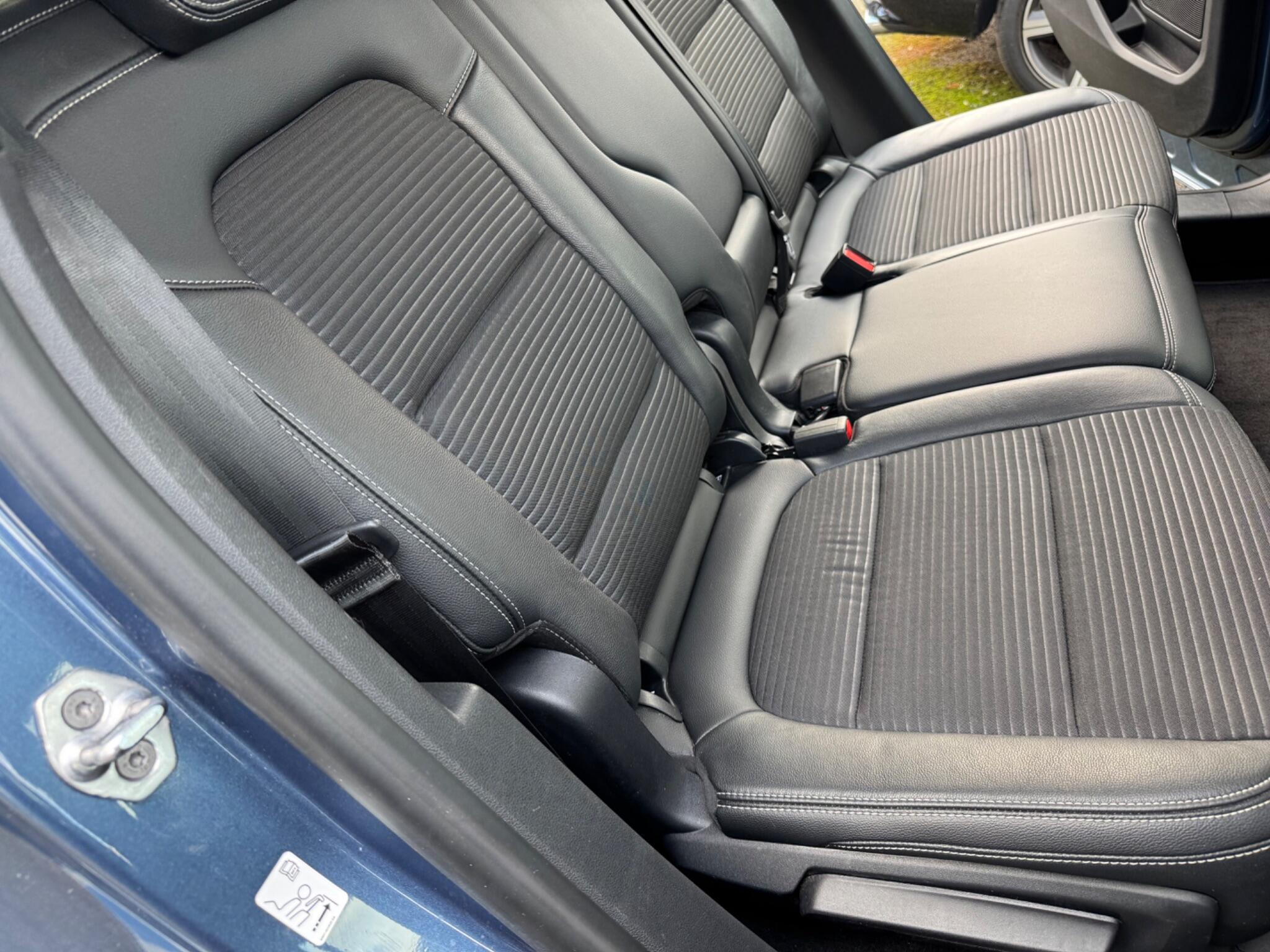 Ford Kuga view 35