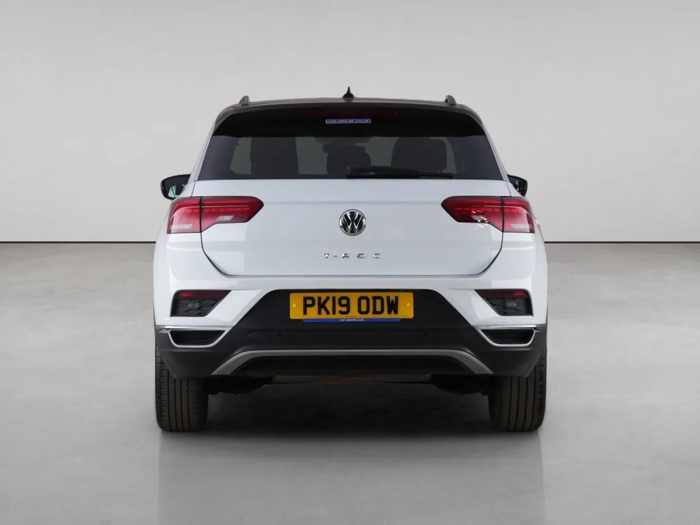 Volkswagen T-Roc view 7