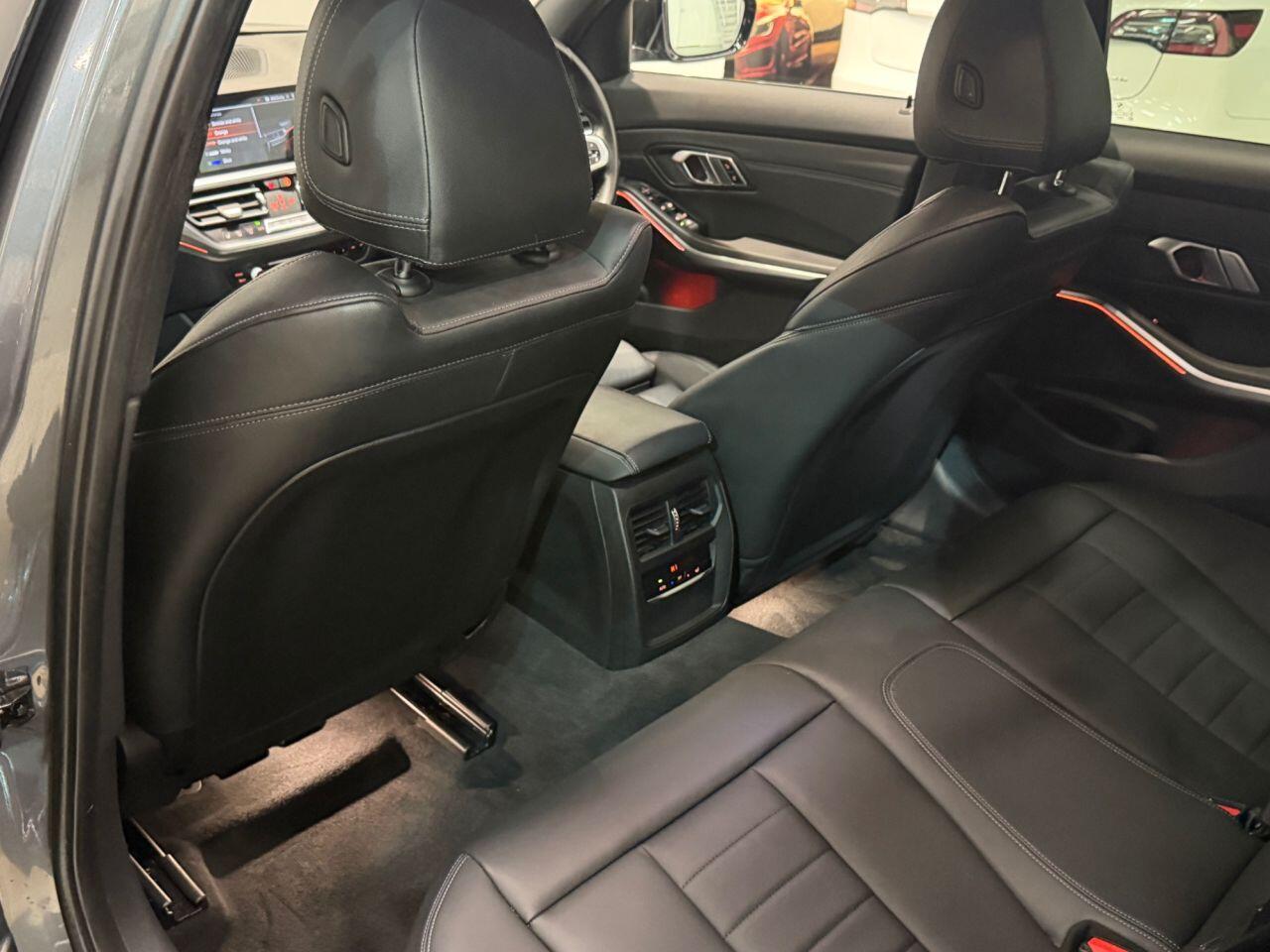BMW 3 Series view 39