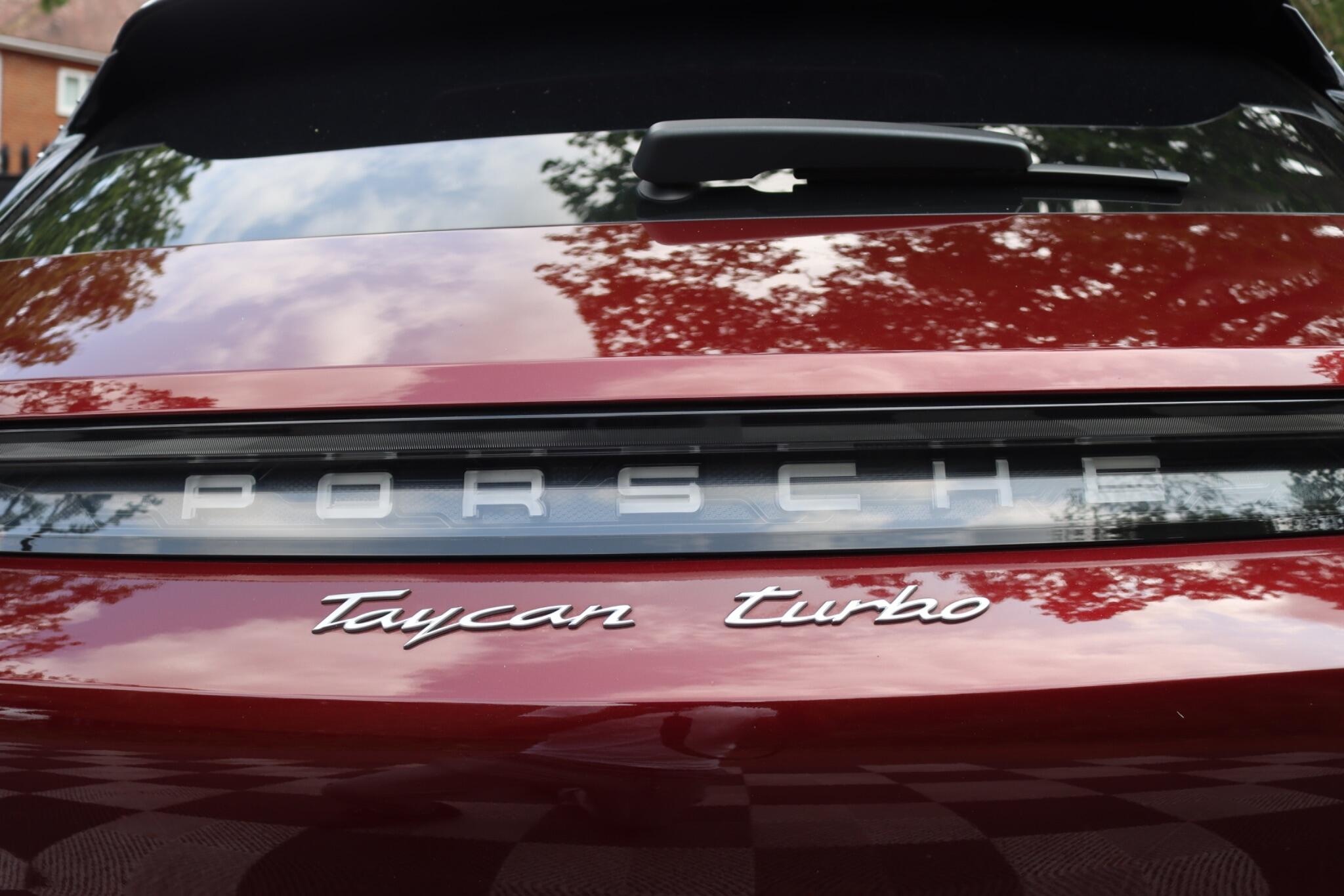 Porsche Taycan view 41