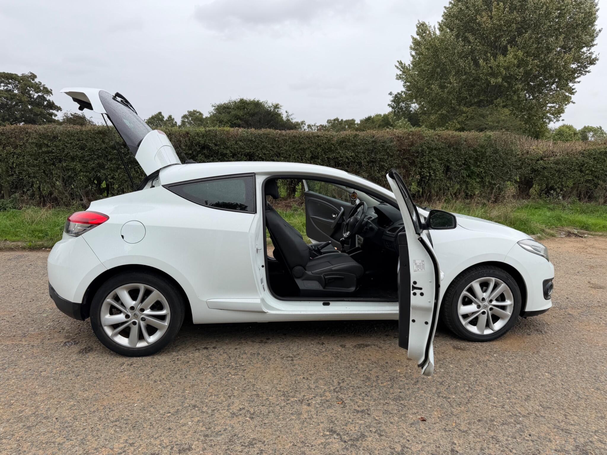 Renault Megane view 14