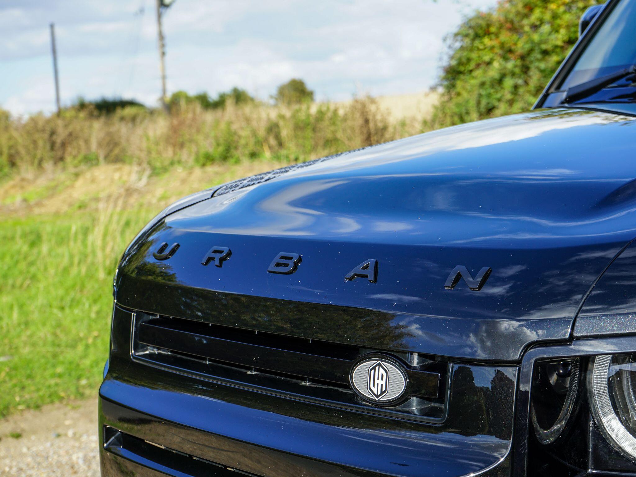 Land Rover Defender view 9
