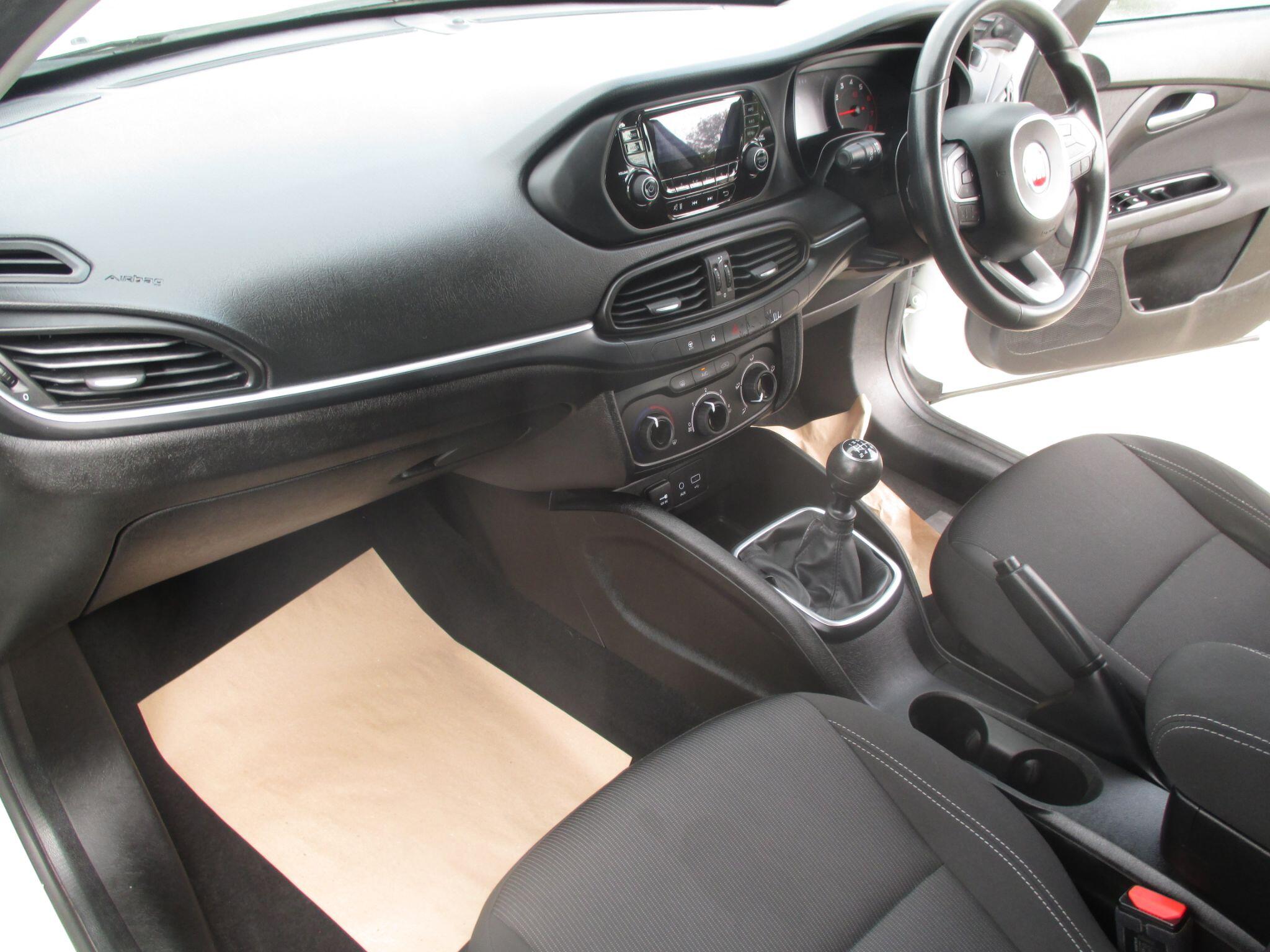 Fiat Tipo view 32