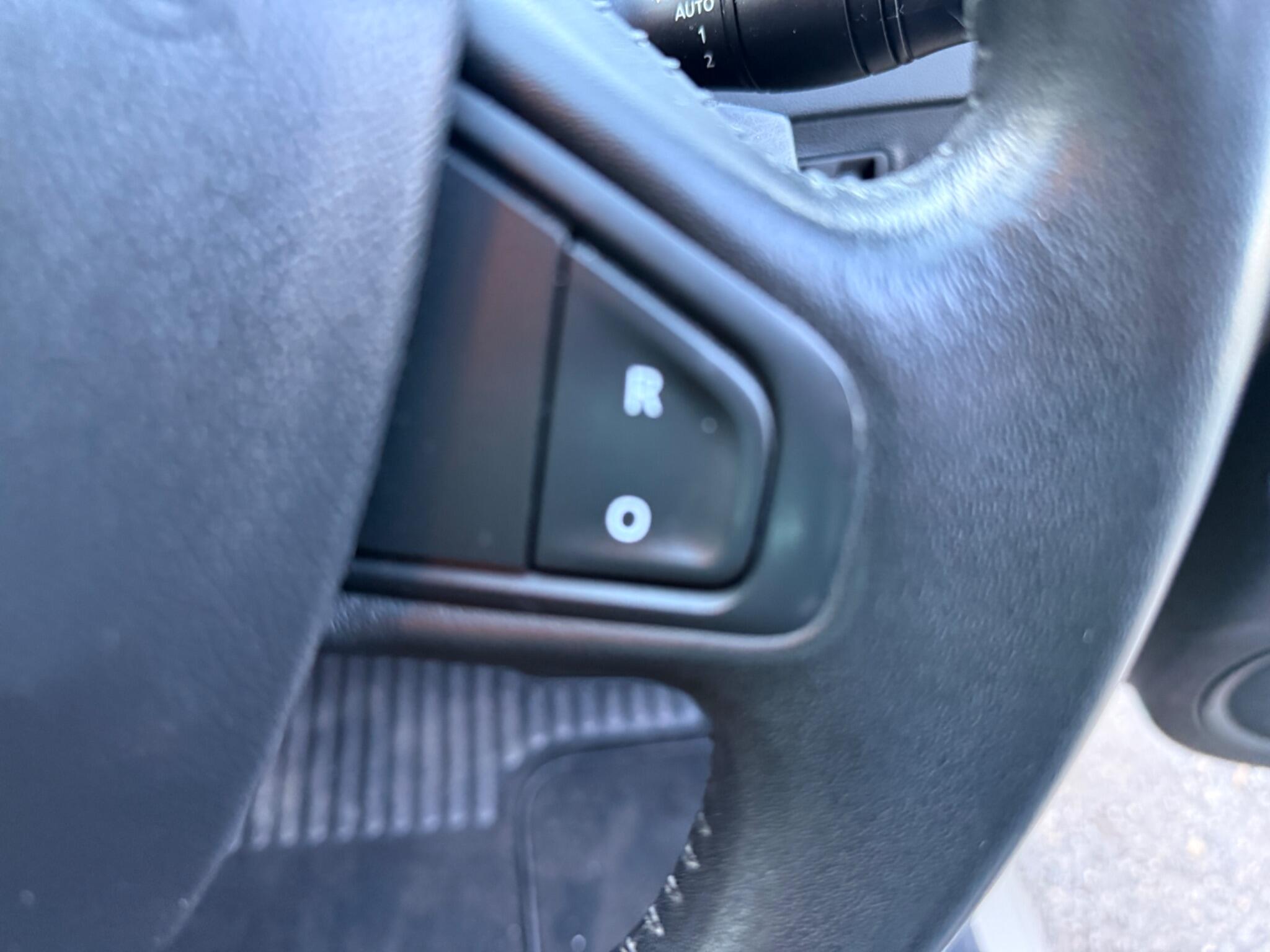 2015 Renault Scenic image 20