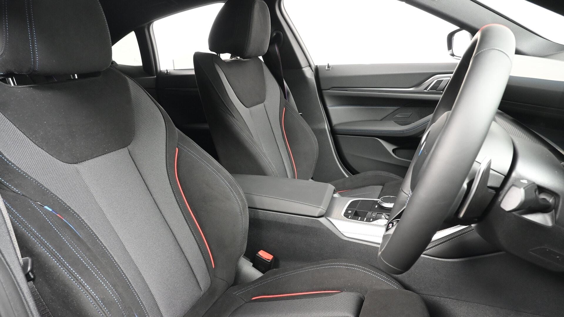 BMW 4 Series view 11