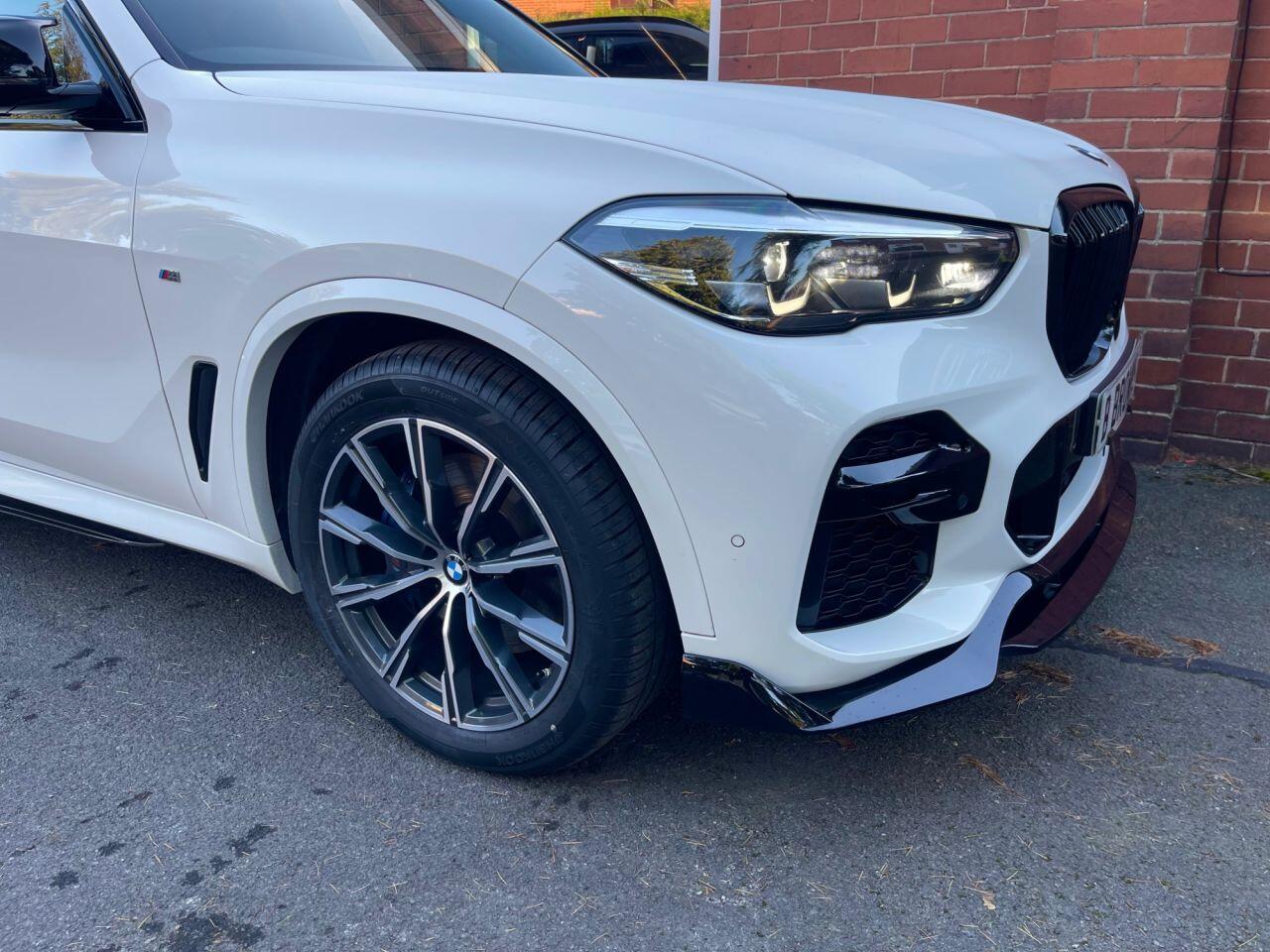 BMW X5 view 2