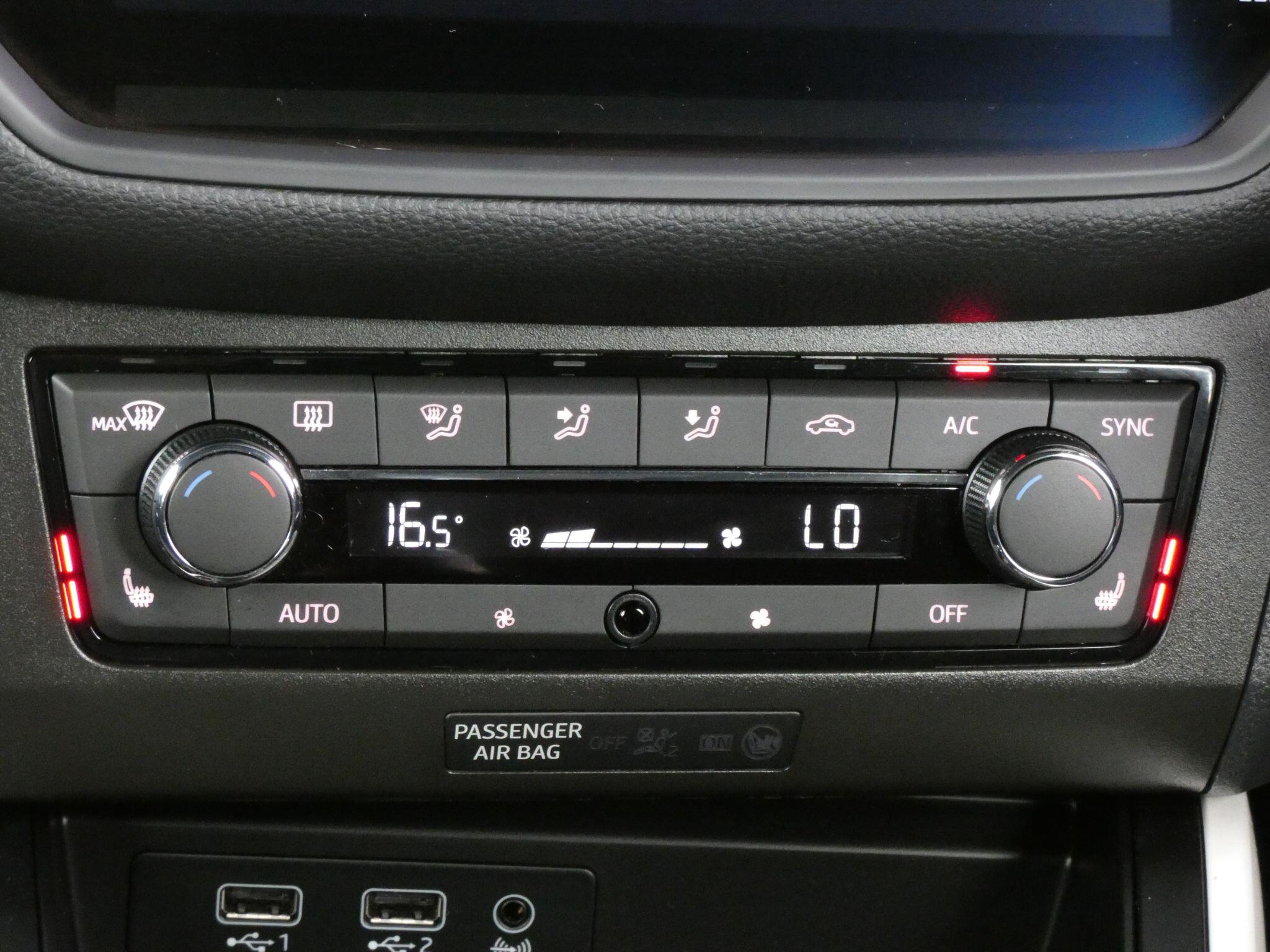 Seat Arona view 25