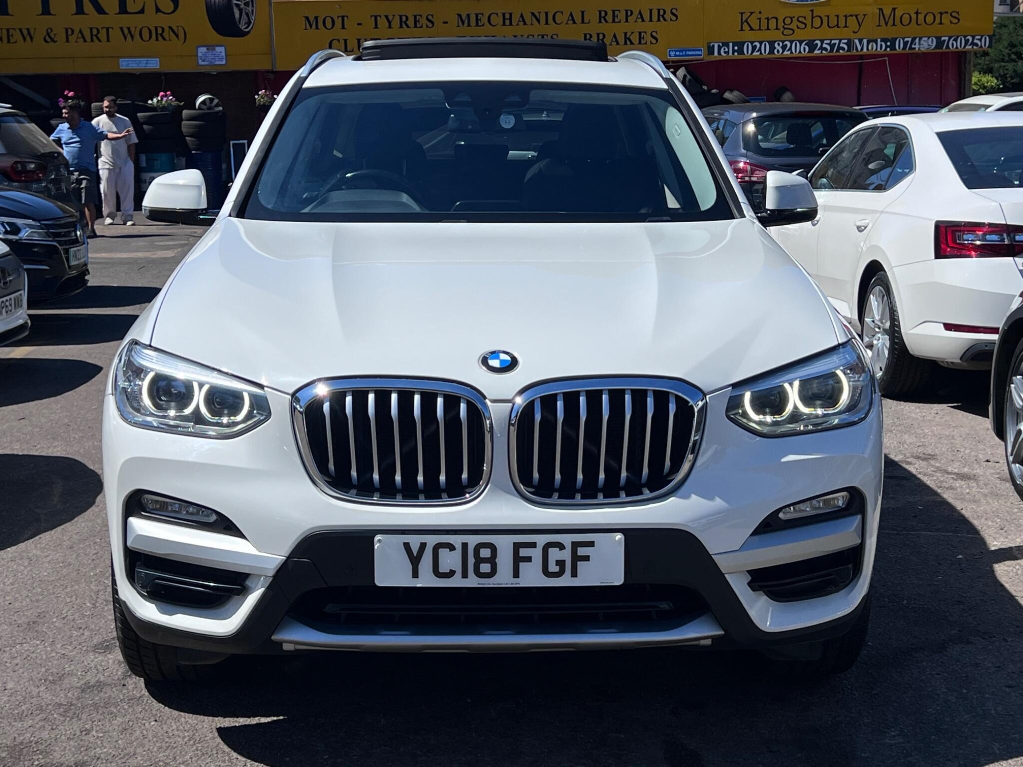 BMW X3 view 3
