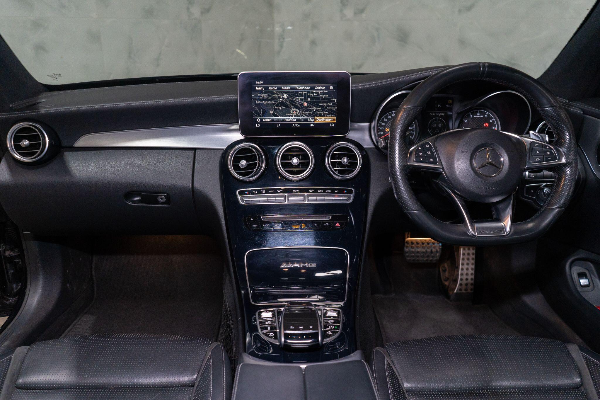 Mercedes-Benz C-Class view 16