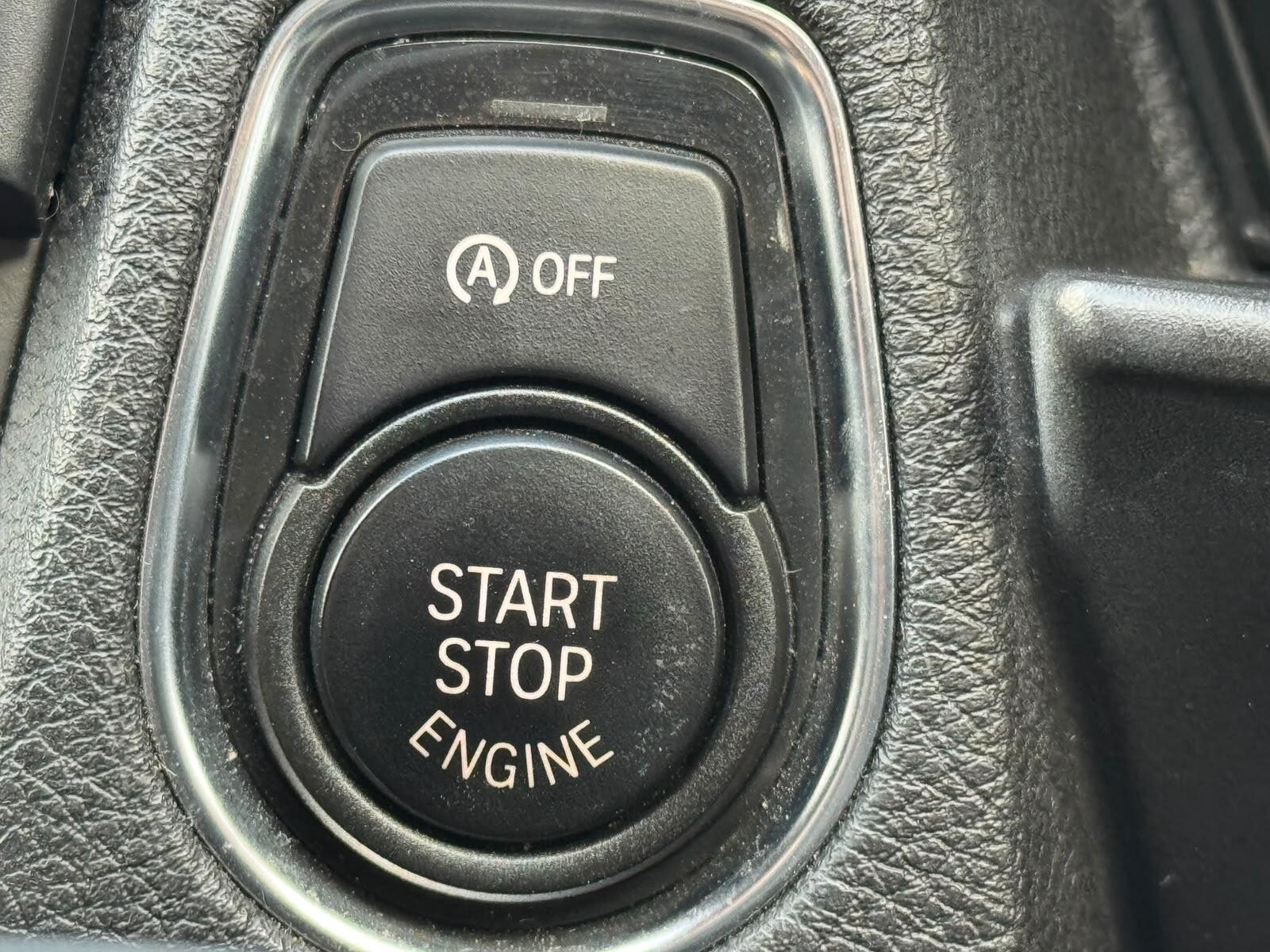 BMW 1 Series view 23