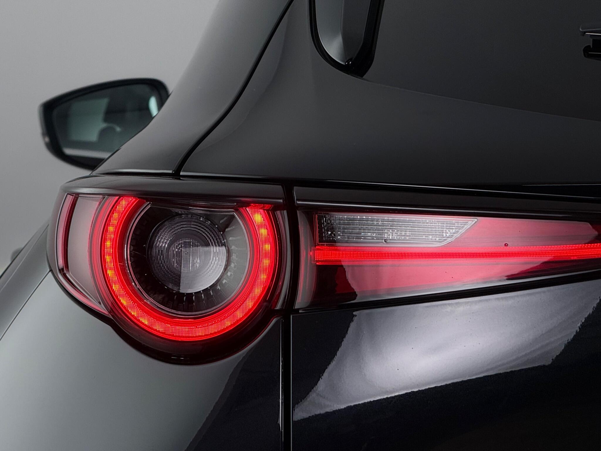 Mazda CX-30 view 6