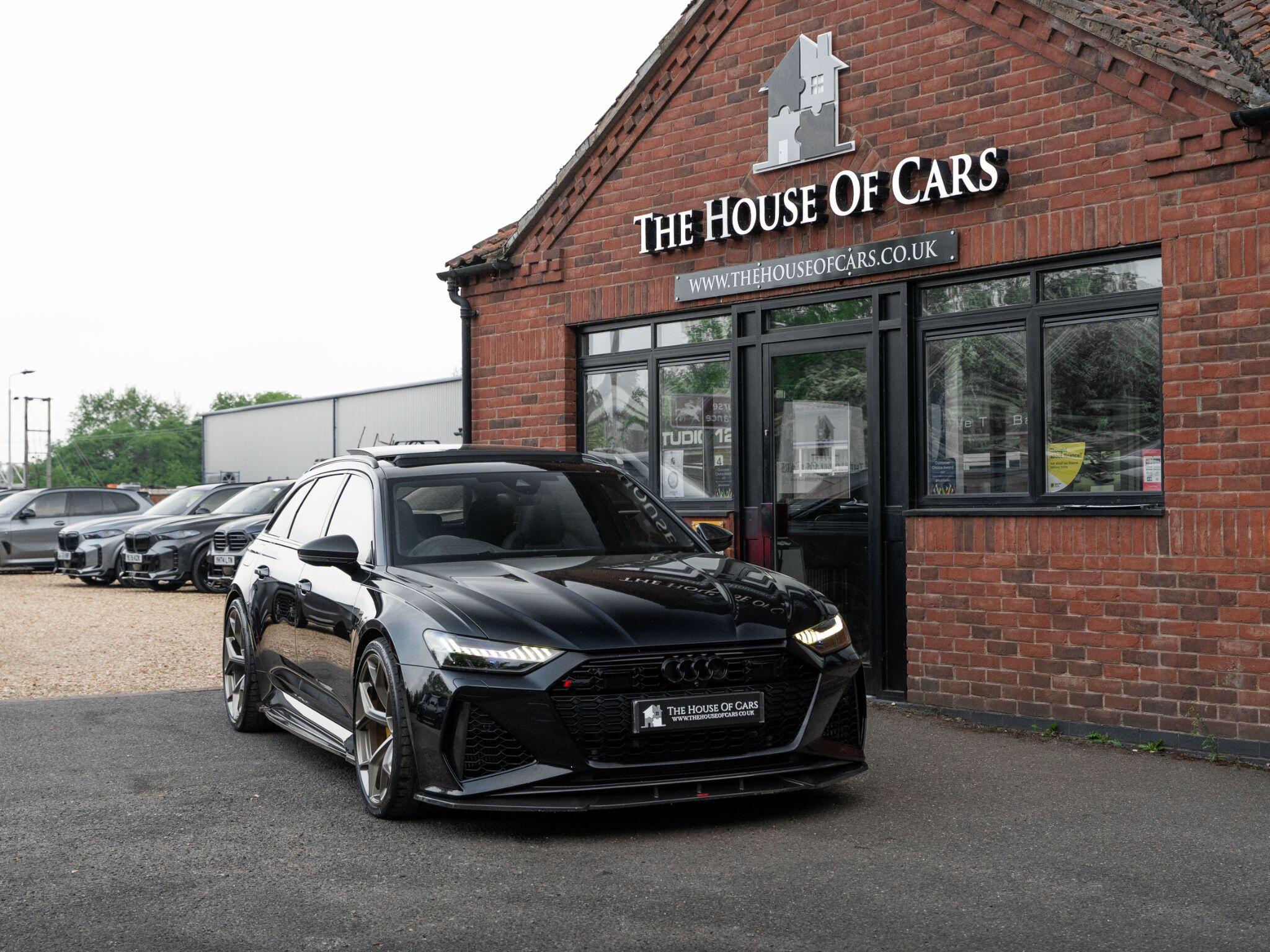 Audi RS6 Avant view 7