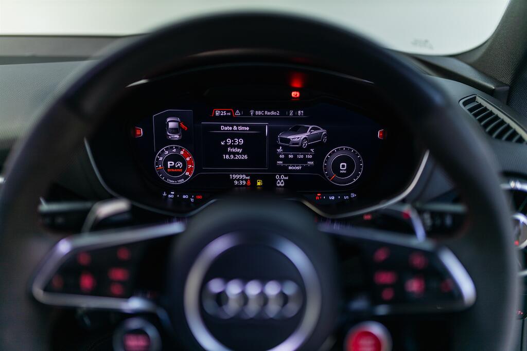 Audi TT RS view 25