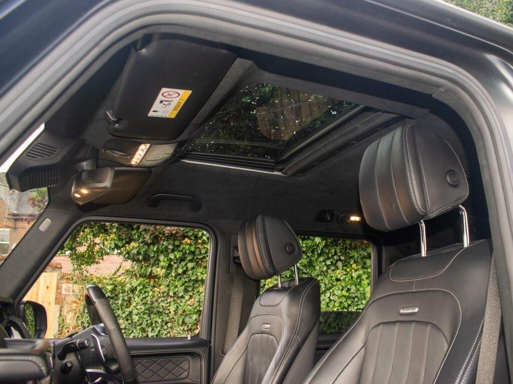 Mercedes-Benz G-Class view 31