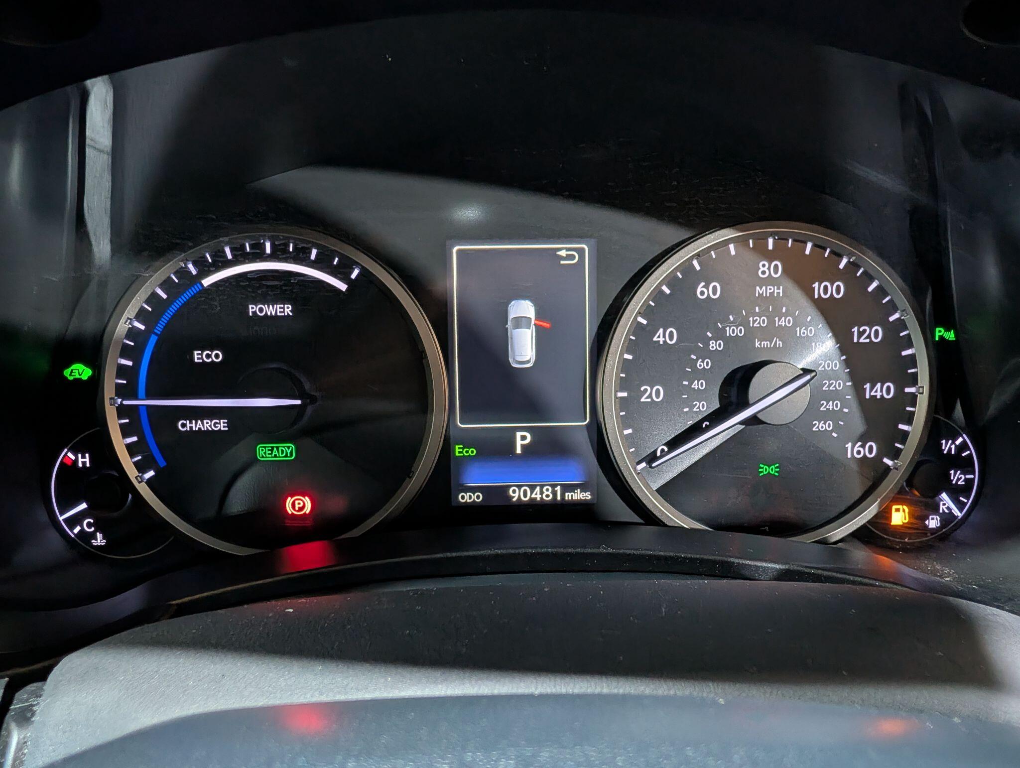 Lexus NX view 6
