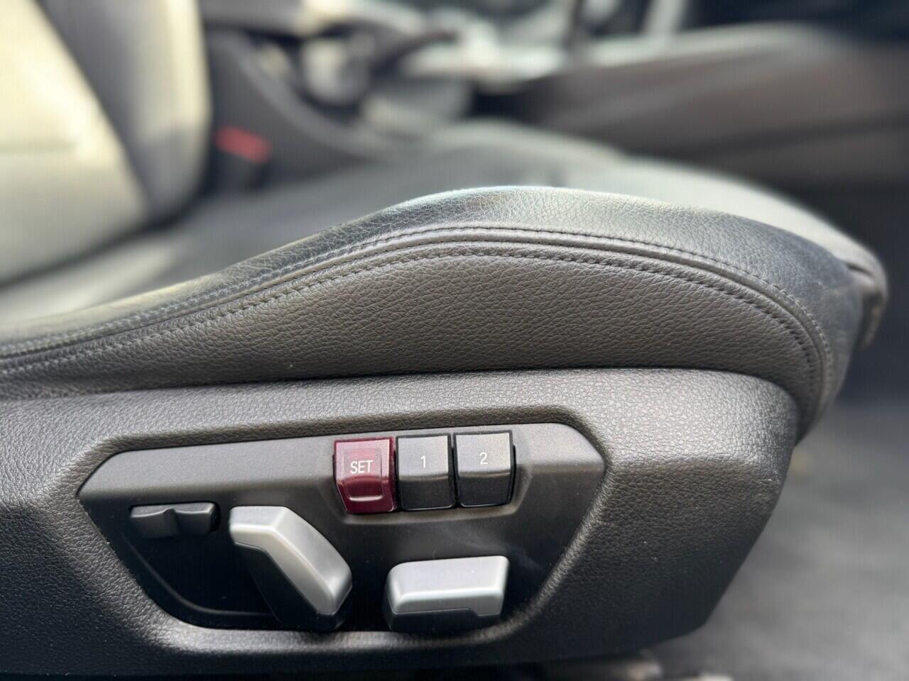 BMW 4 Series view 22