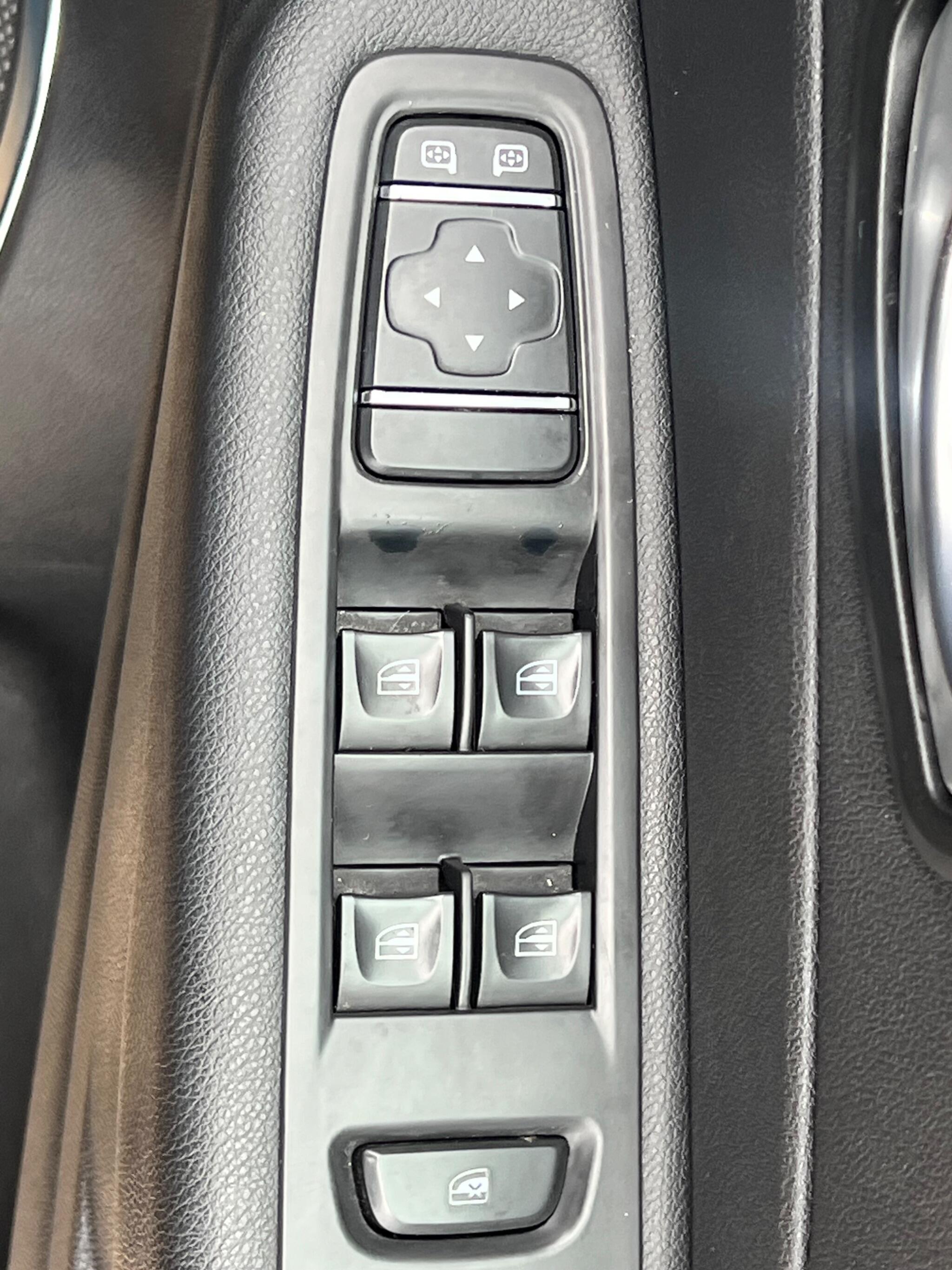Renault Captur view 53