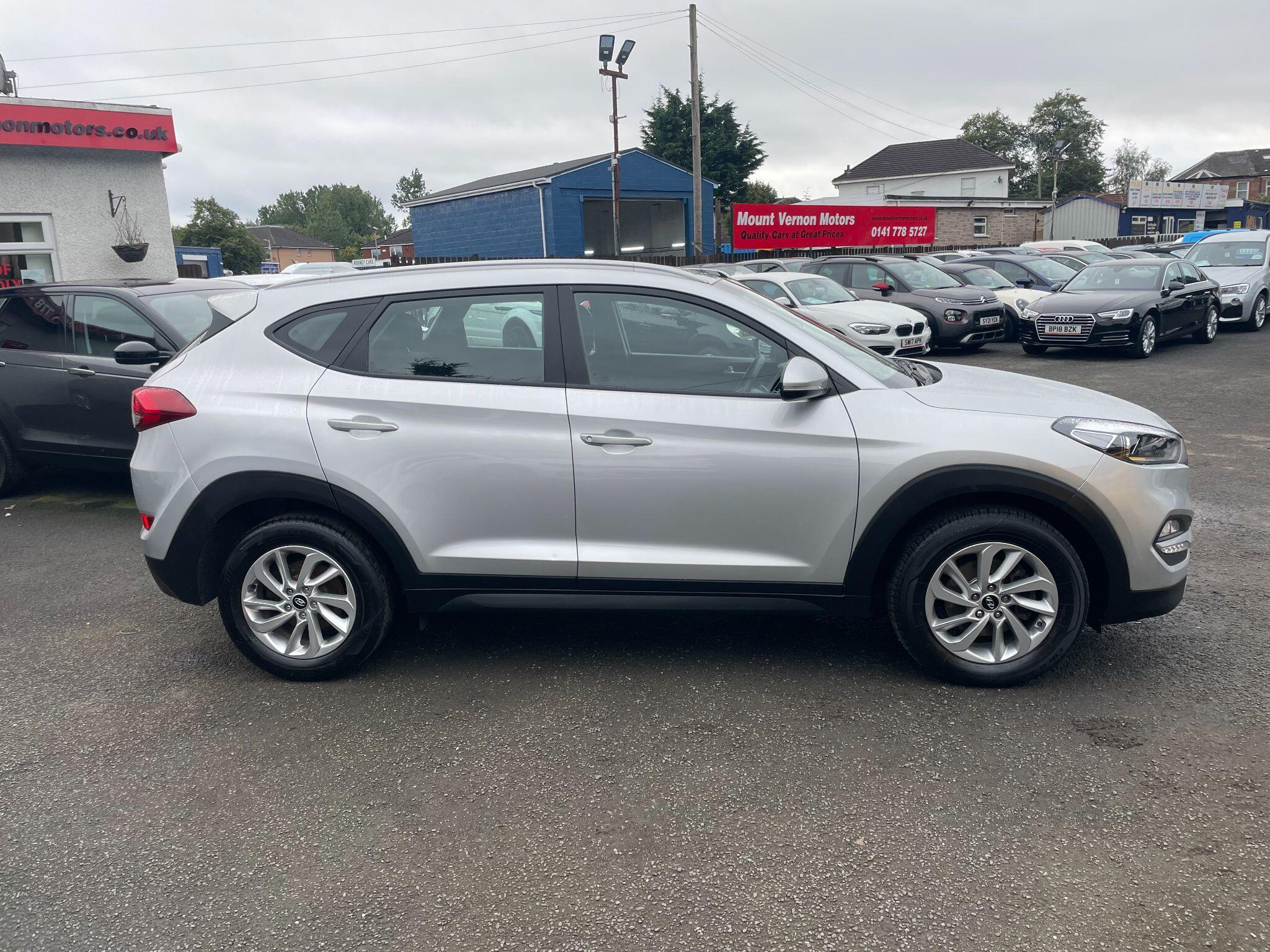 Hyundai Tucson view 12