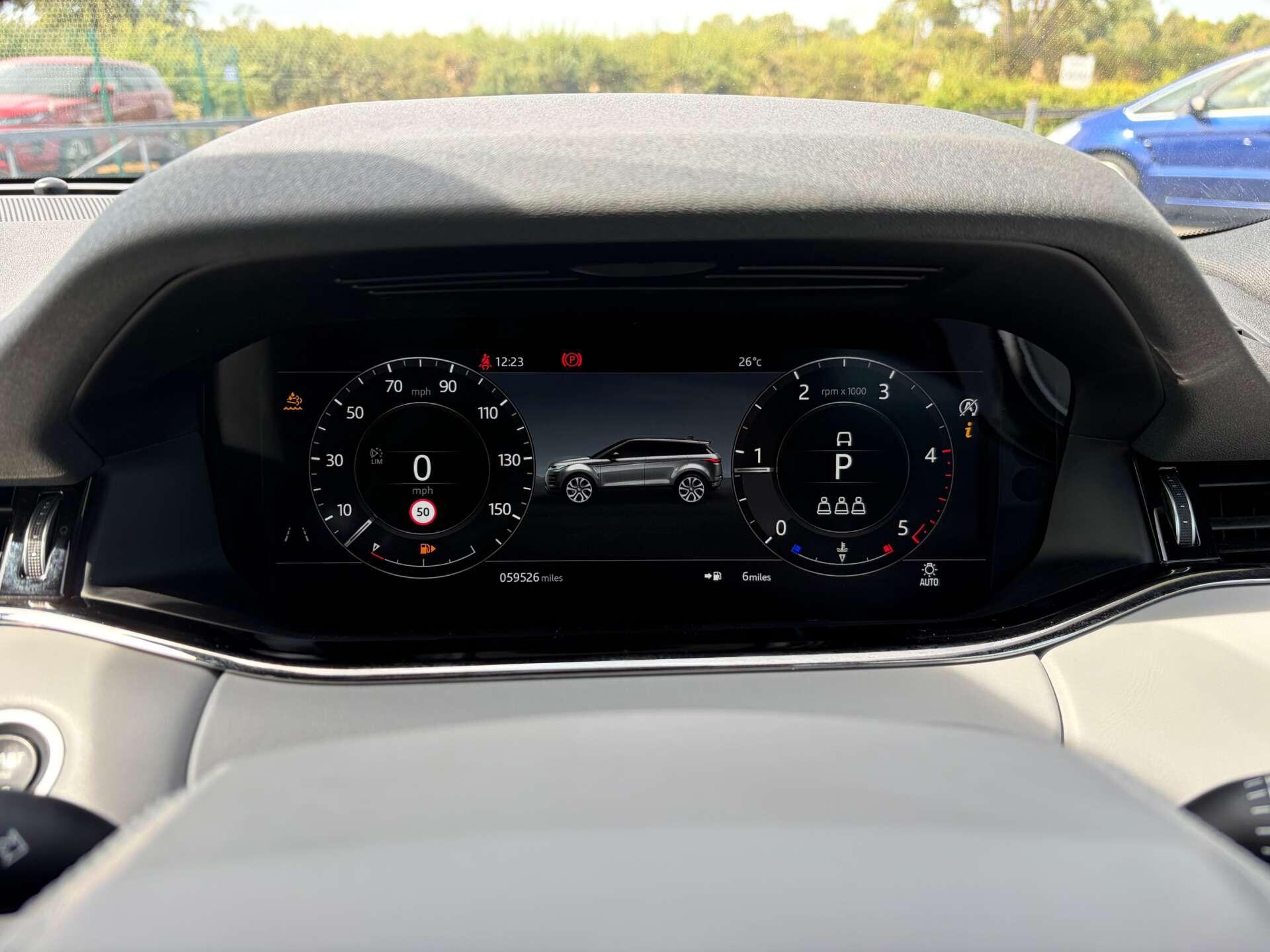 Land Rover Range Rover Evoque view 41