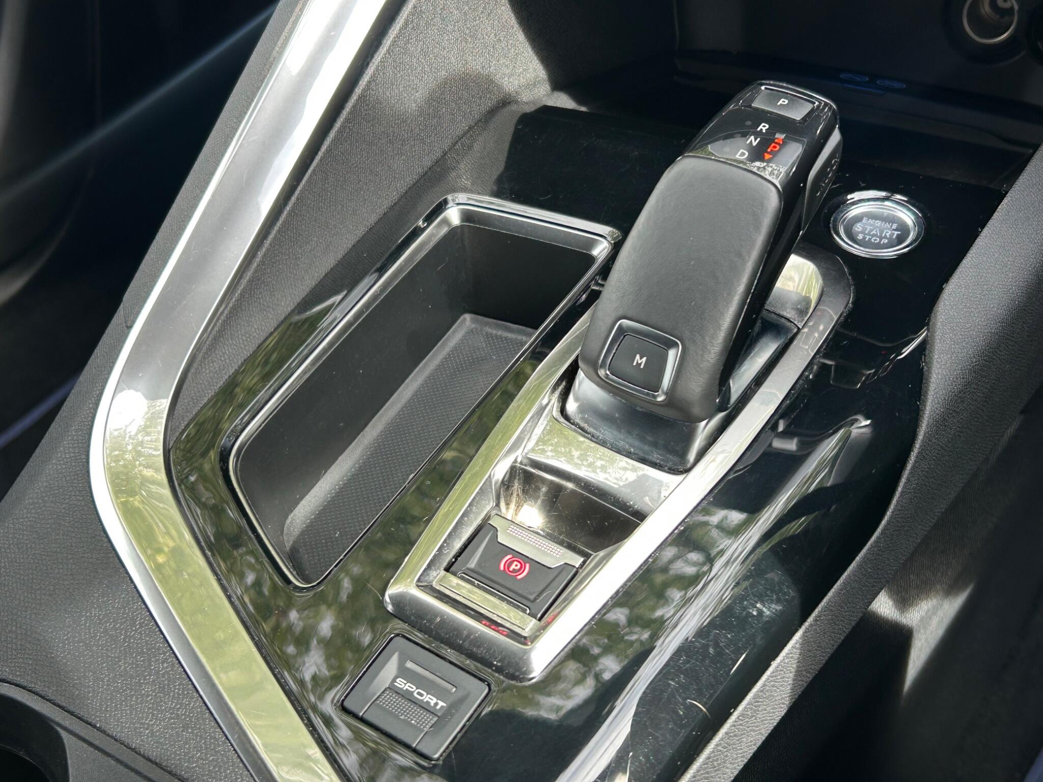 Peugeot 3008 view 14
