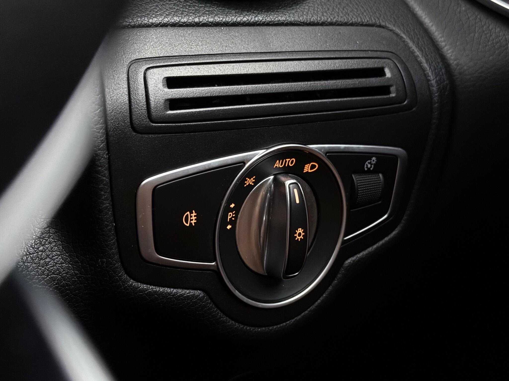 Mercedes-Benz GLC view 20