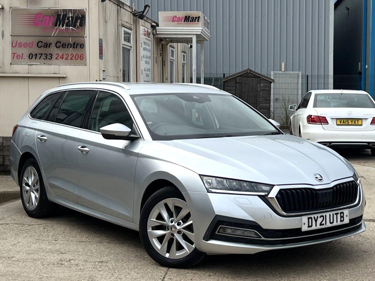 Skoda Octavia main image