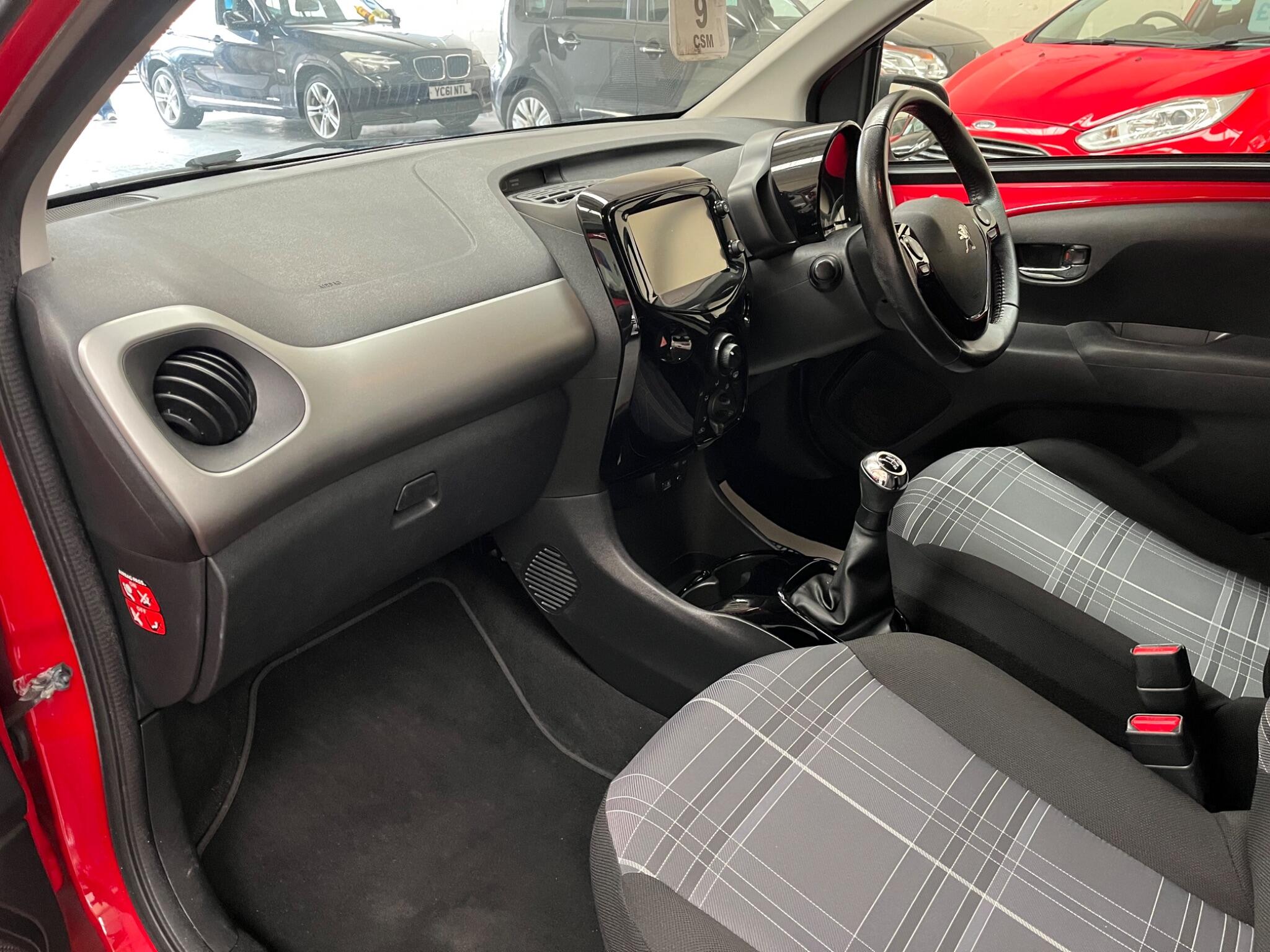 Peugeot 108 view 33