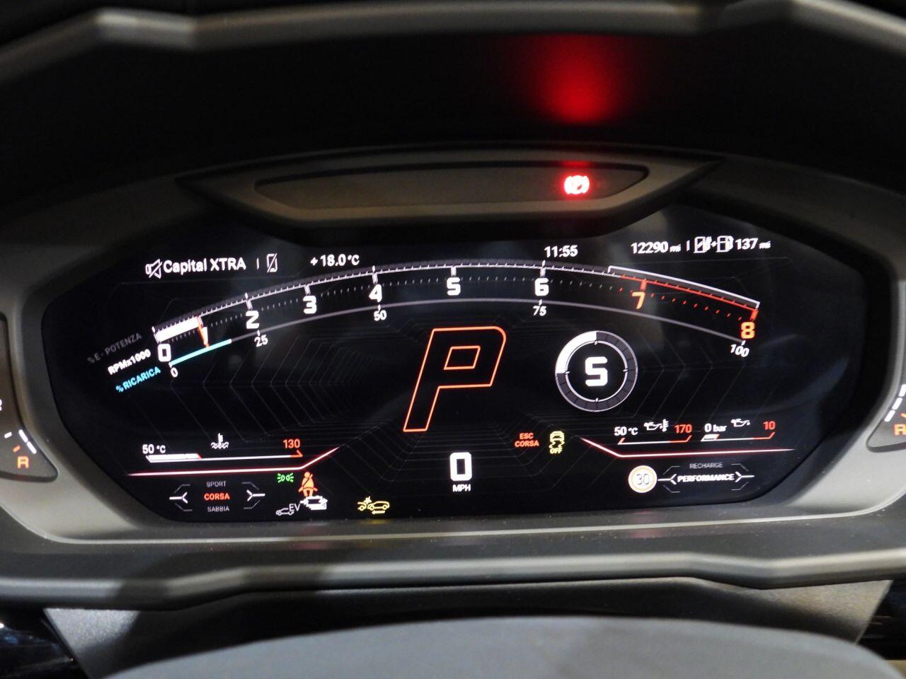 Lamborghini Urus view 38