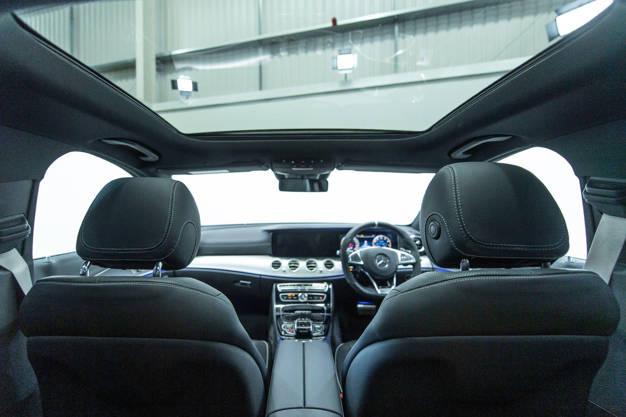 Mercedes-Benz E Class view 8