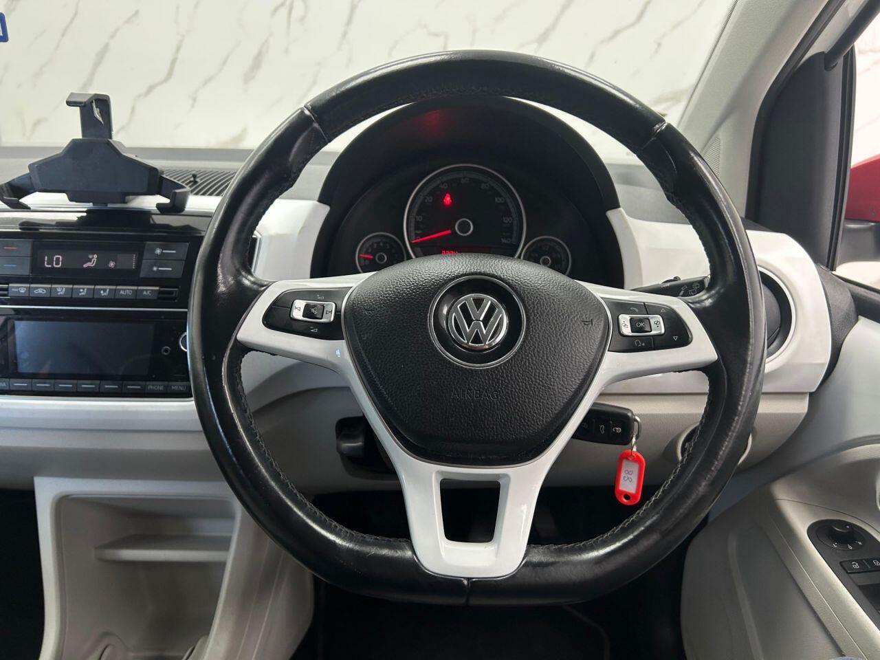 Volkswagen Up! view 19